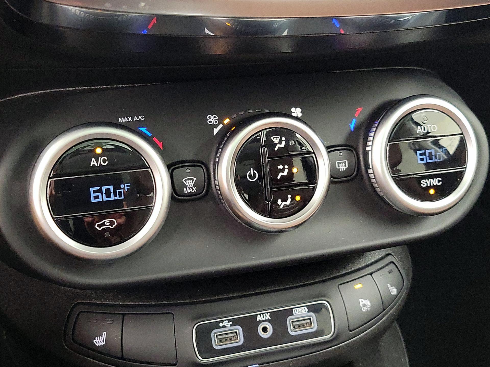 Thumbnail: 2019 Fiat 500X - 17
