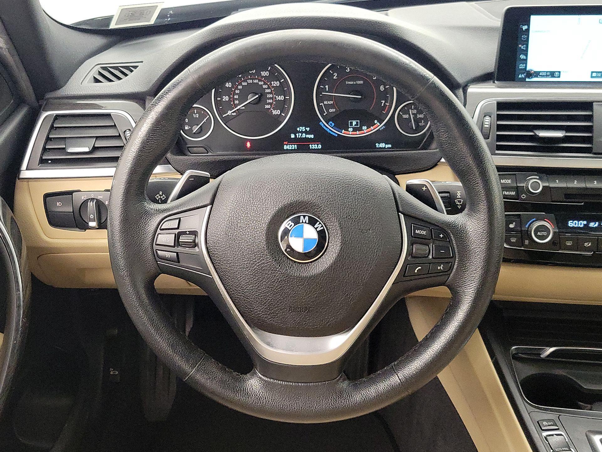Thumbnail: 2017 BMW 3 Series - 10