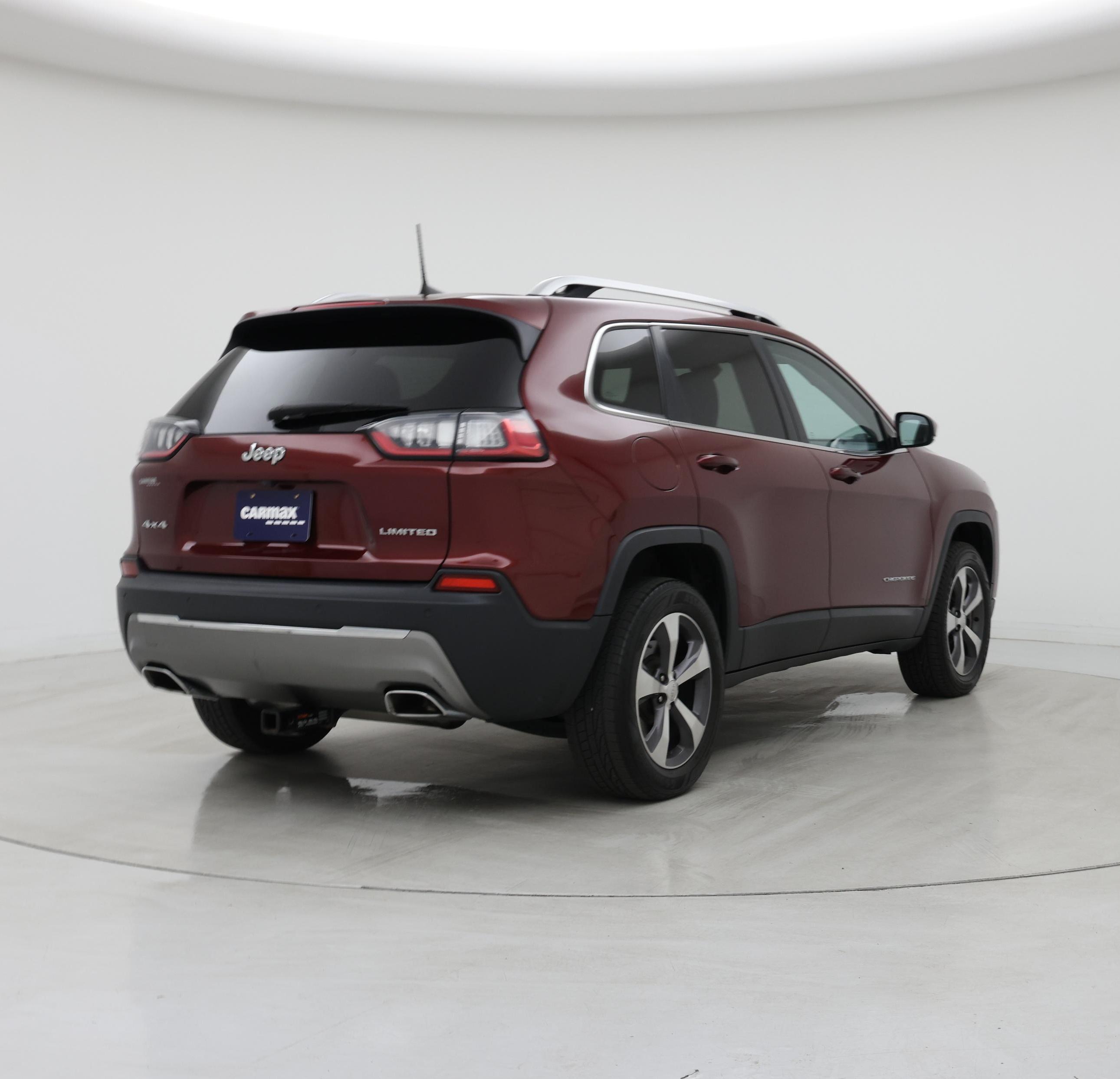 Thumbnail: 2019 Jeep Cherokee - 8