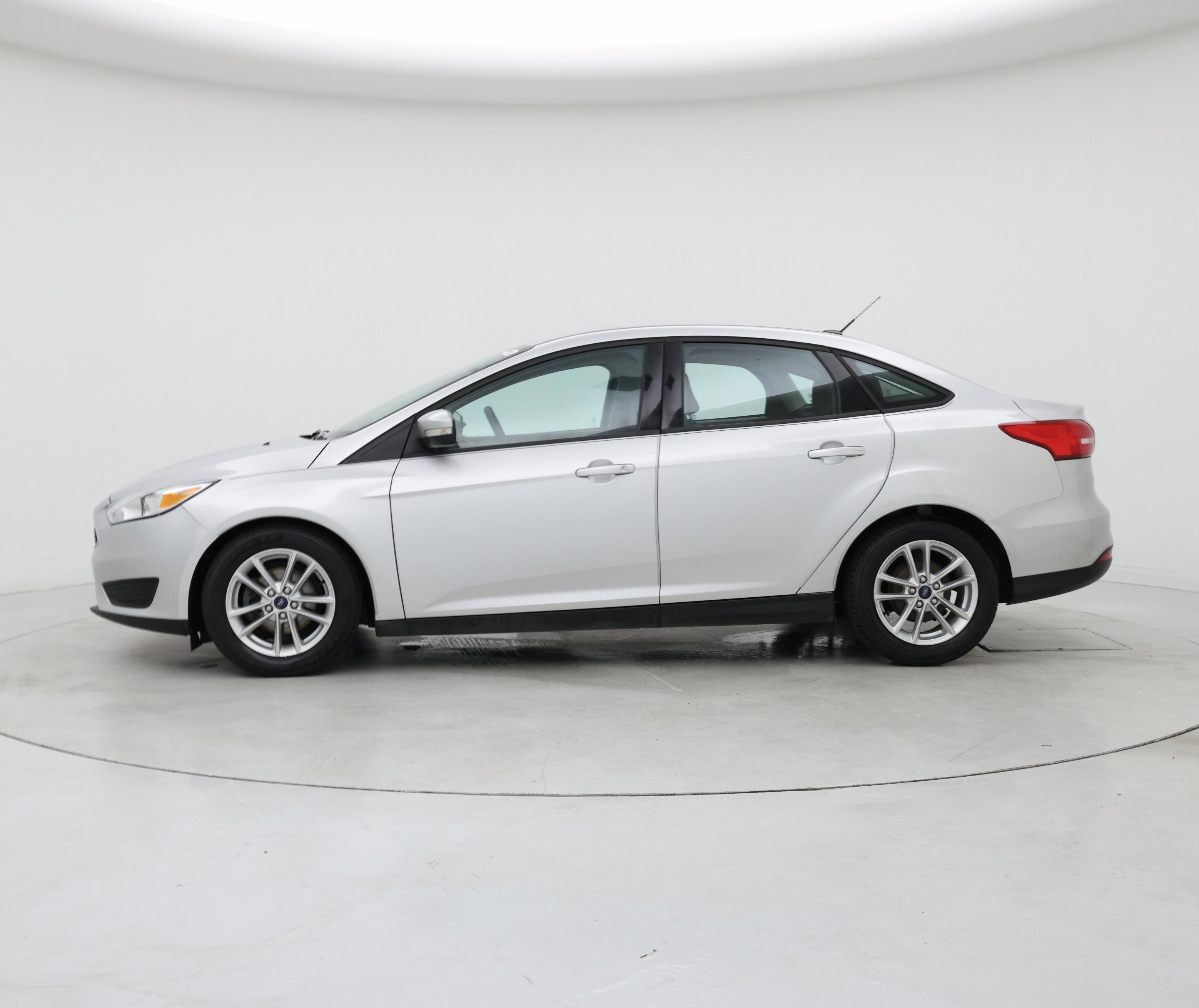 Thumbnail: 2016 Ford Focus - 3