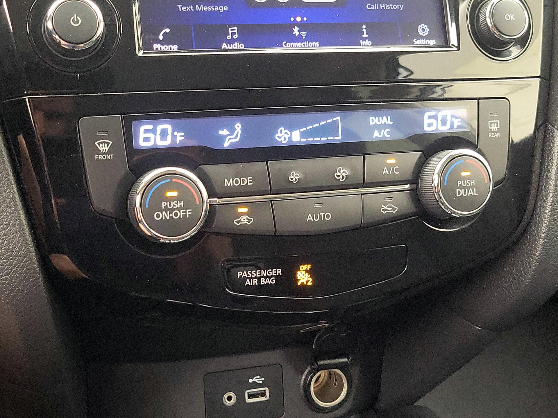 Thumbnail: 2019 Nissan Rogue - 16