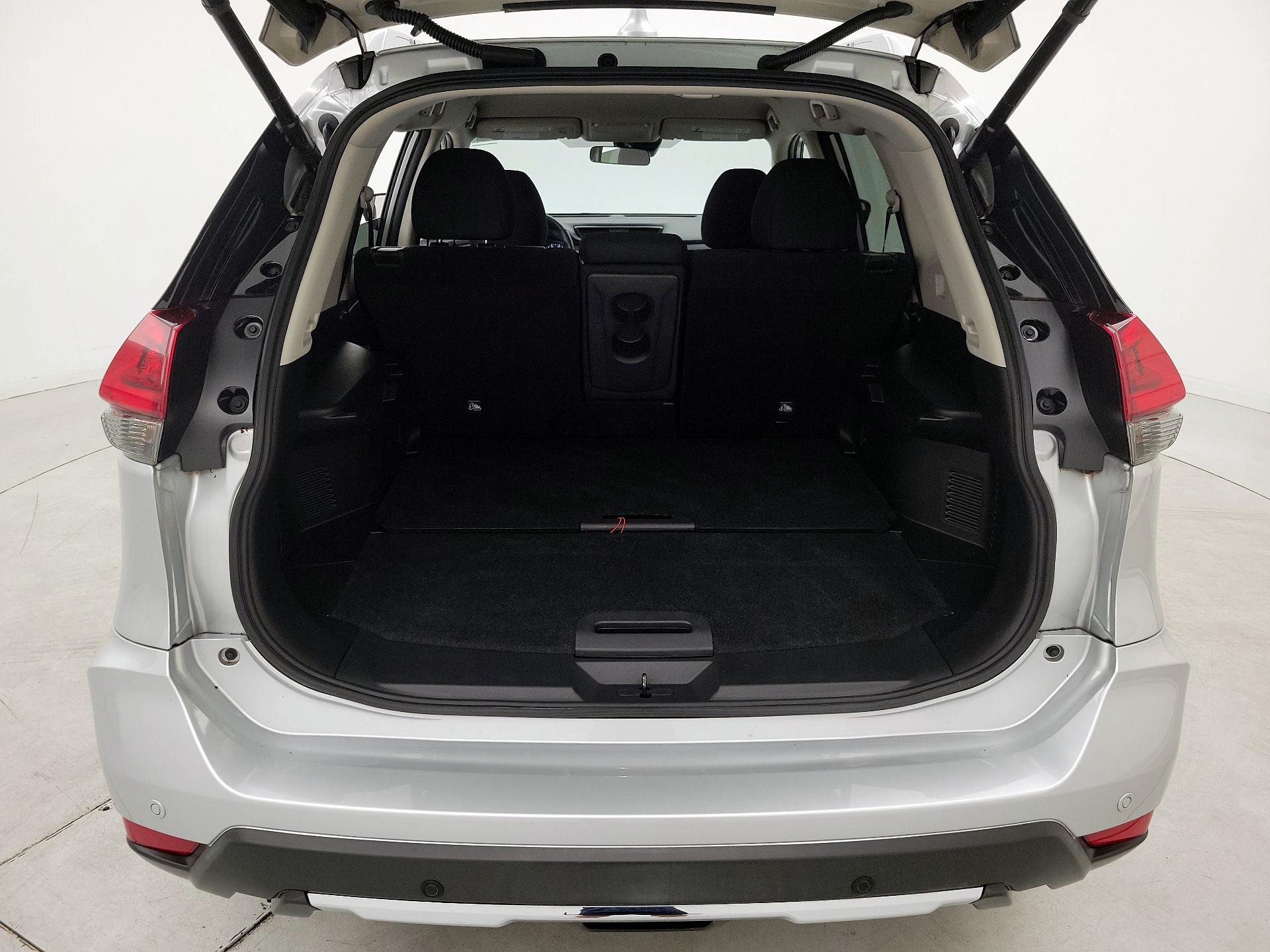 Thumbnail: 2019 Nissan Rogue - 20