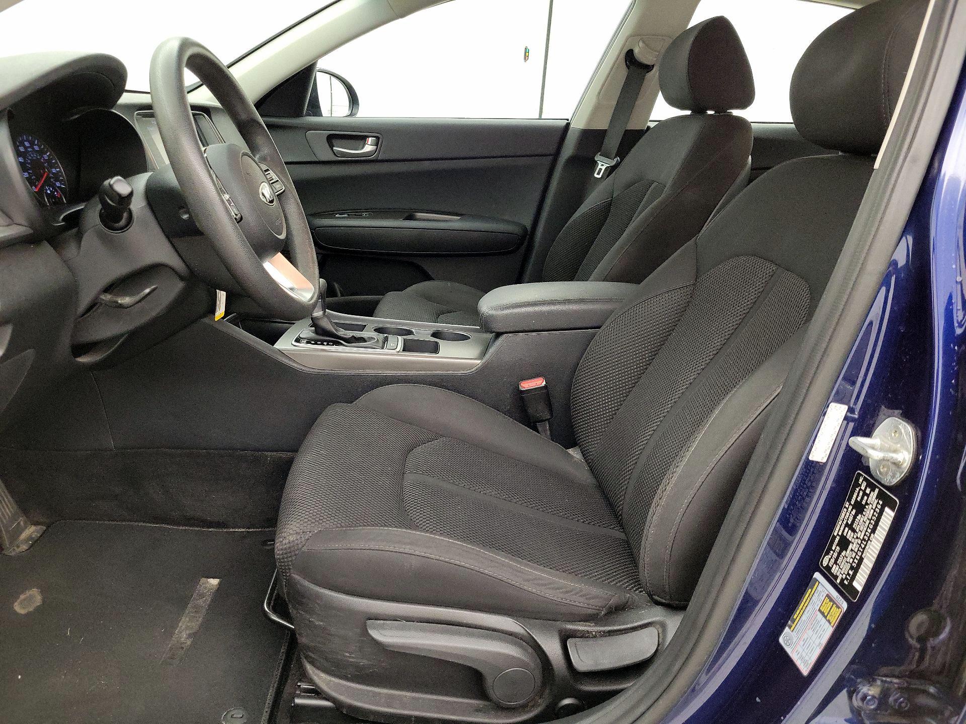 Thumbnail: 2019 Kia Optima - 11