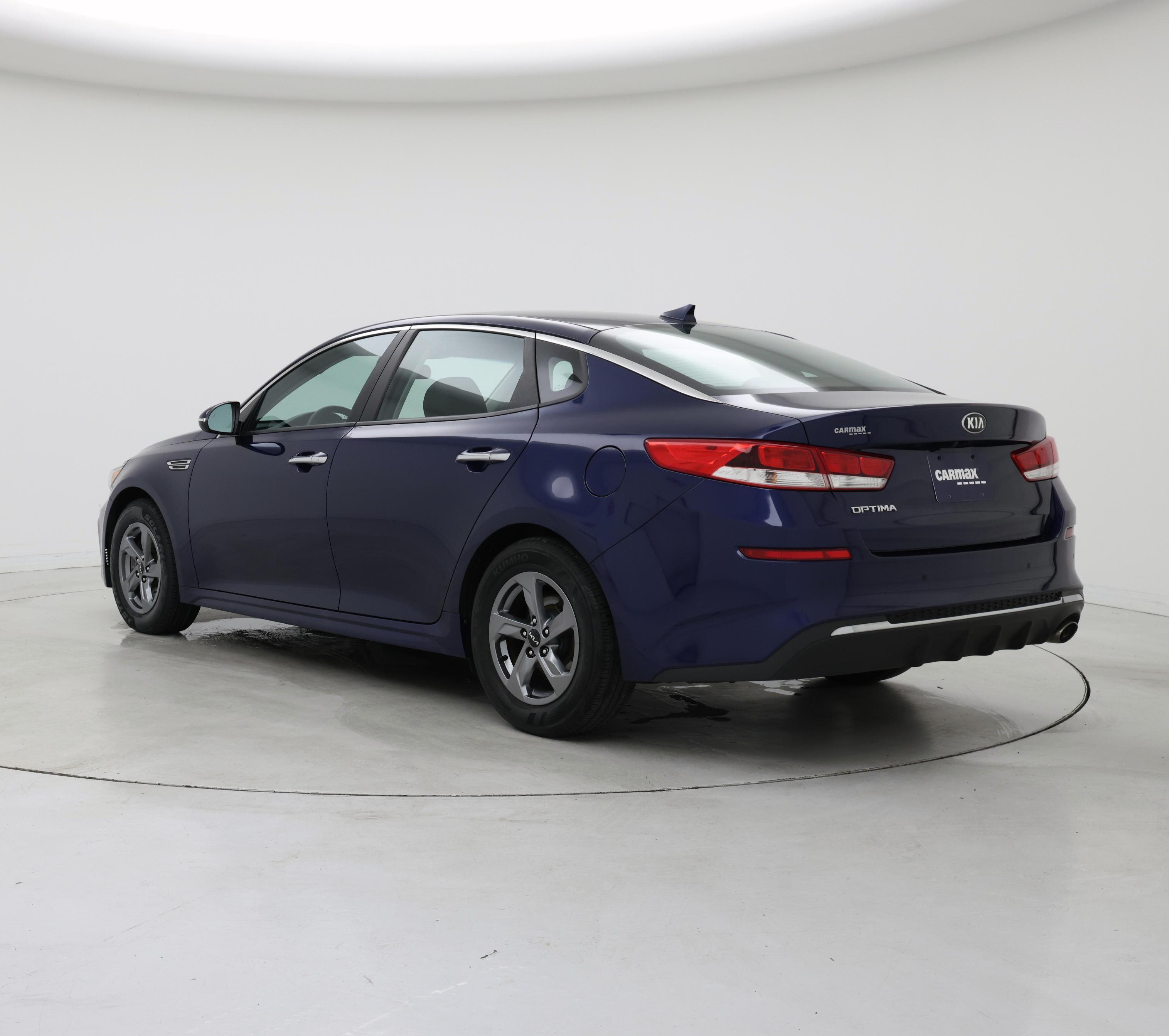 Thumbnail: 2019 Kia Optima - 2