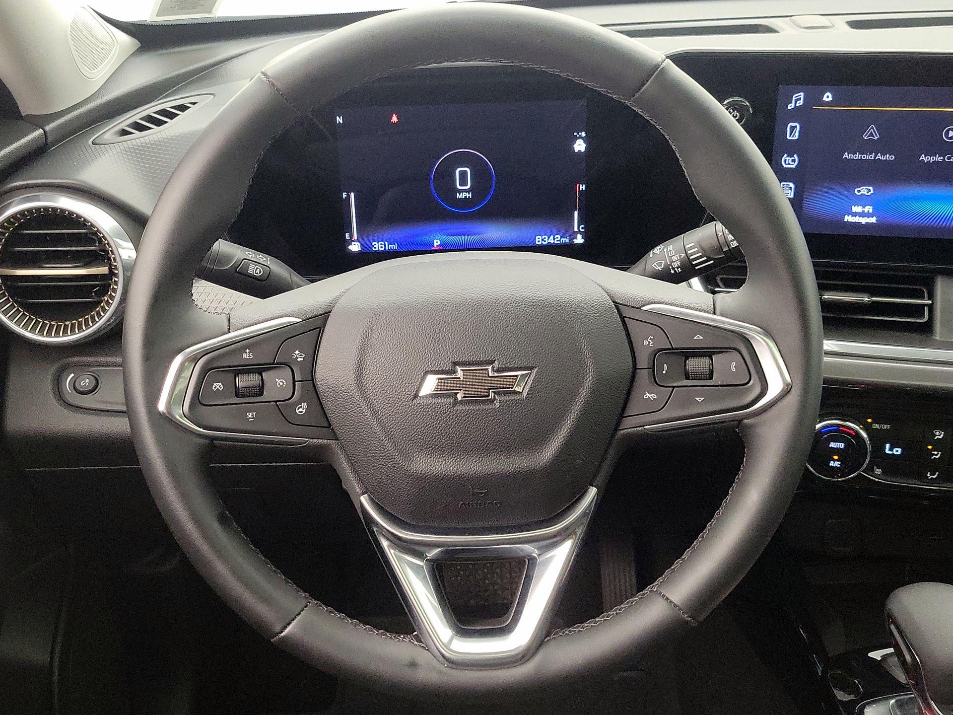 Thumbnail: 2024 Chevrolet Trax - 10