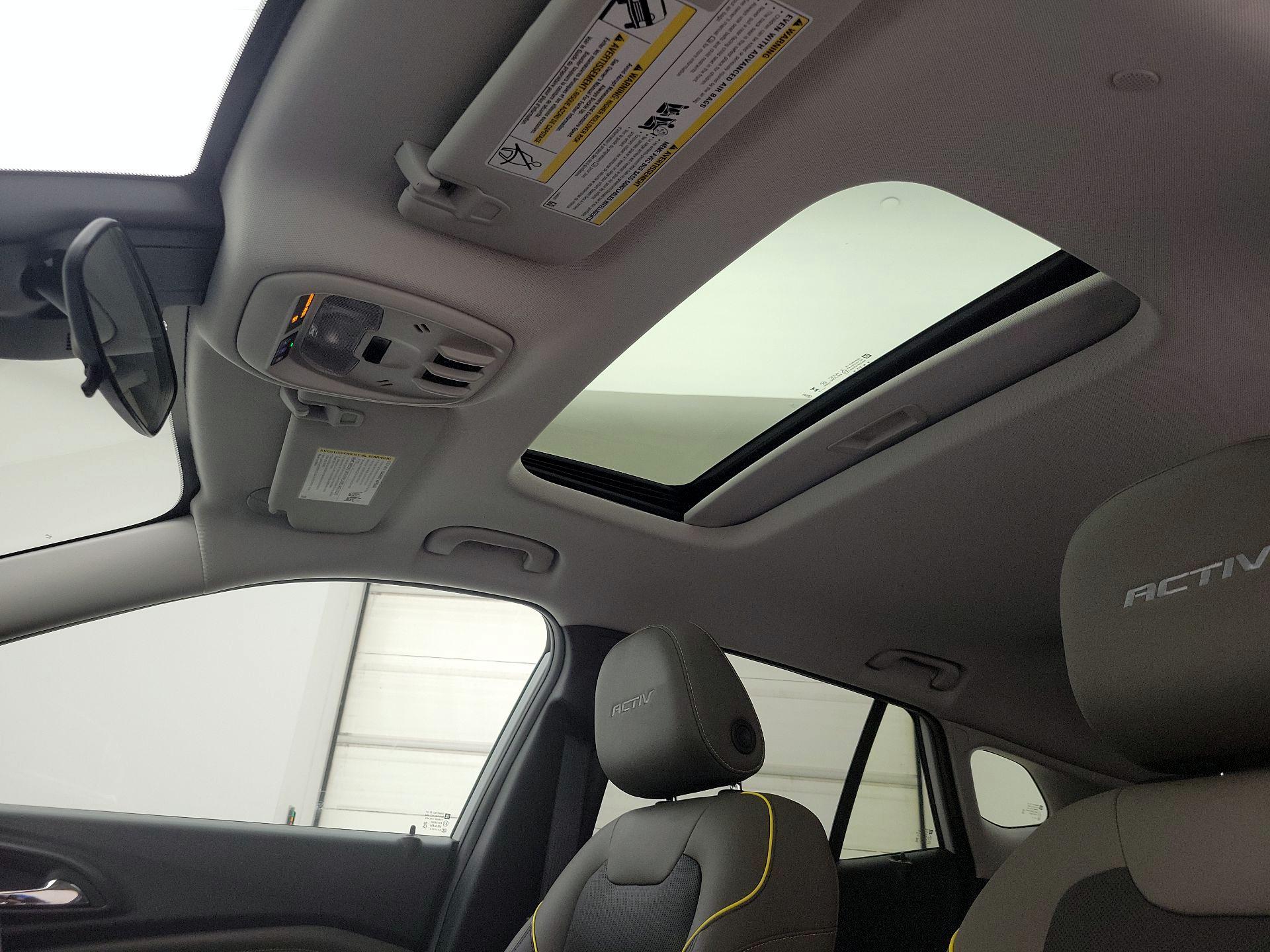 Thumbnail: 2024 Chevrolet Trax - 19