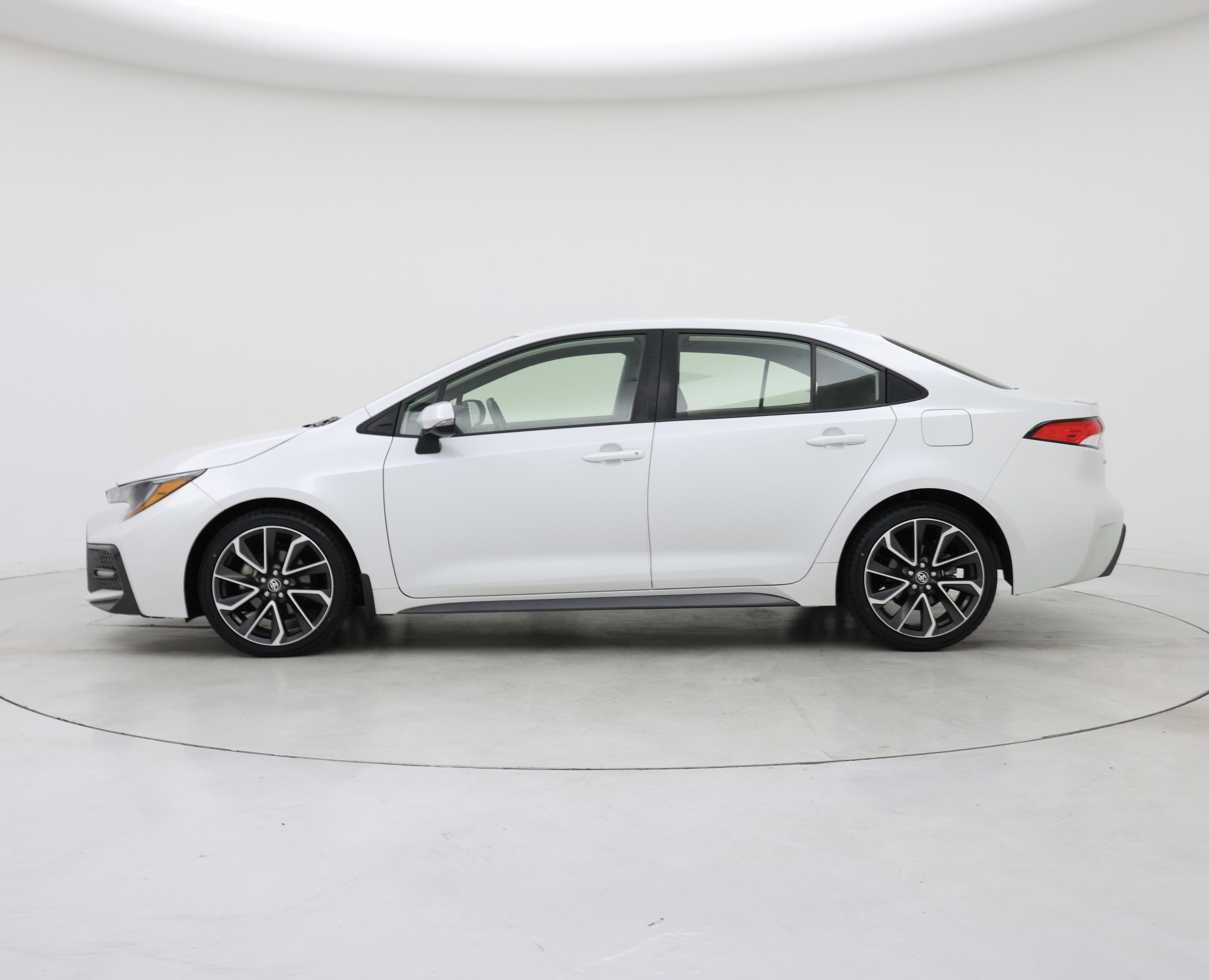 Thumbnail: 2022 Toyota Corolla - 3