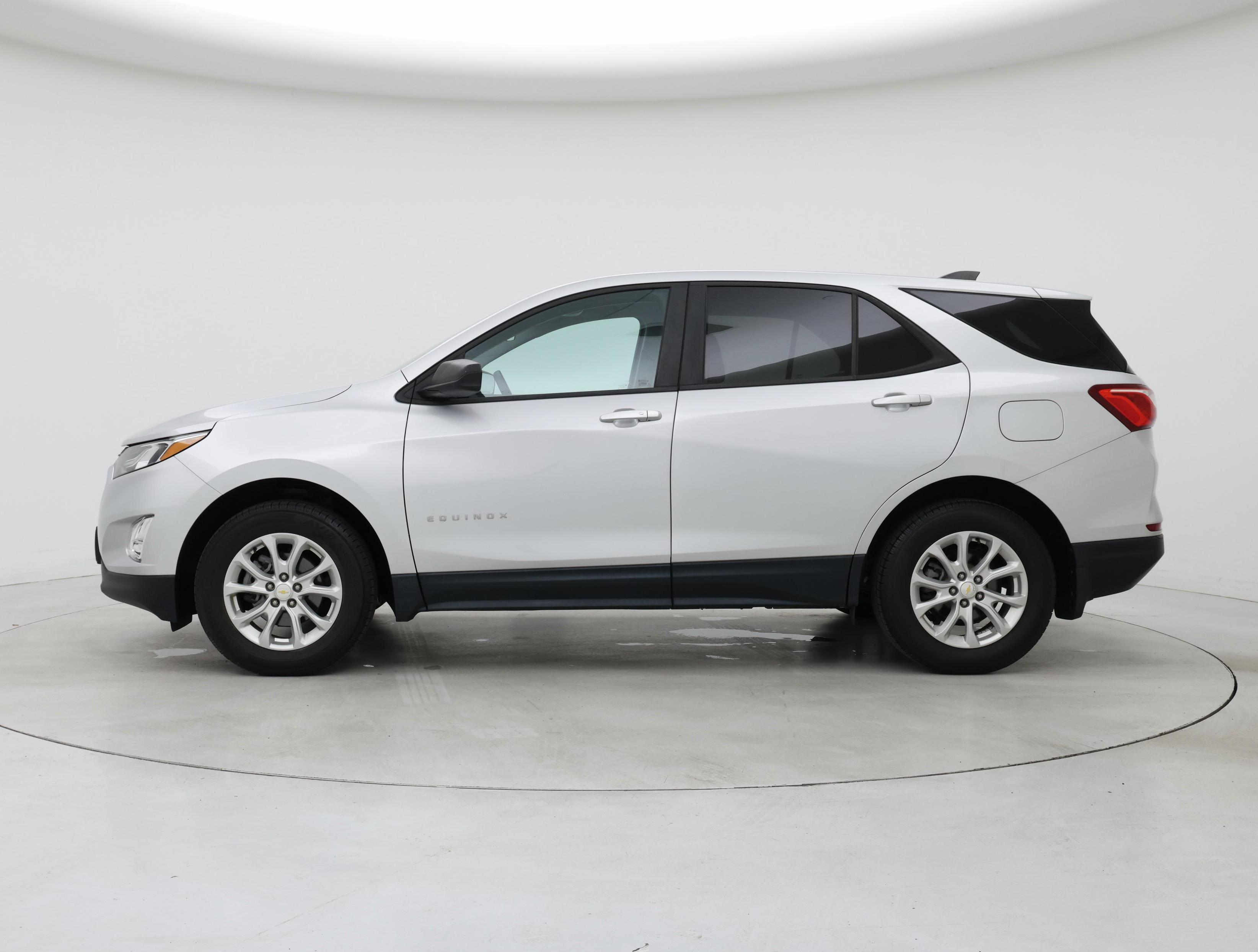 Thumbnail: 2020 Chevrolet Equinox - 3