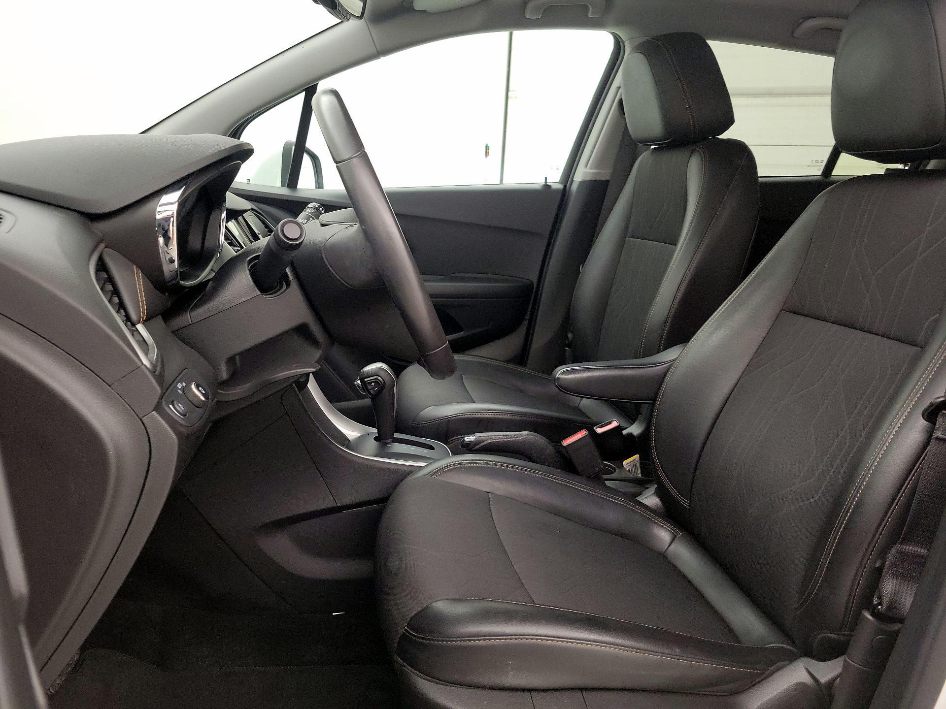 Thumbnail: 2019 Chevrolet Trax - 11