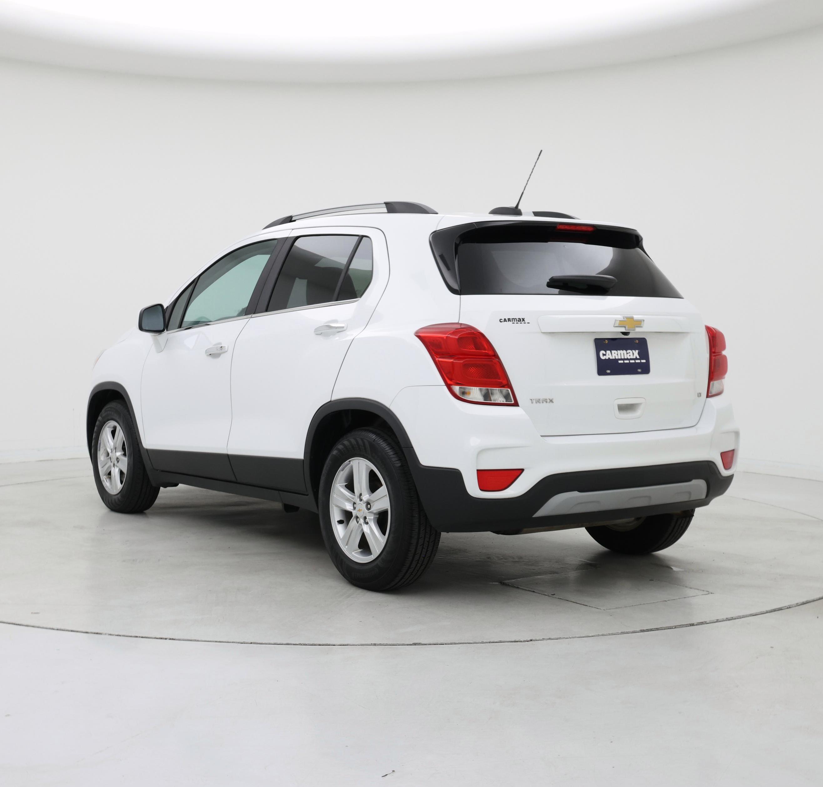 Thumbnail: 2019 Chevrolet Trax - 2