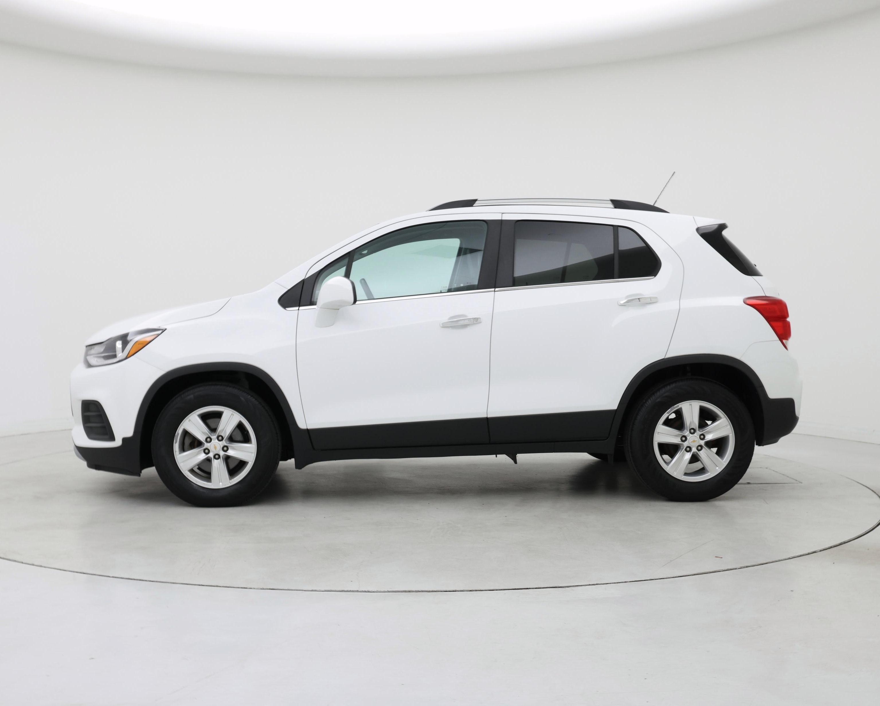 Thumbnail: 2019 Chevrolet Trax - 3