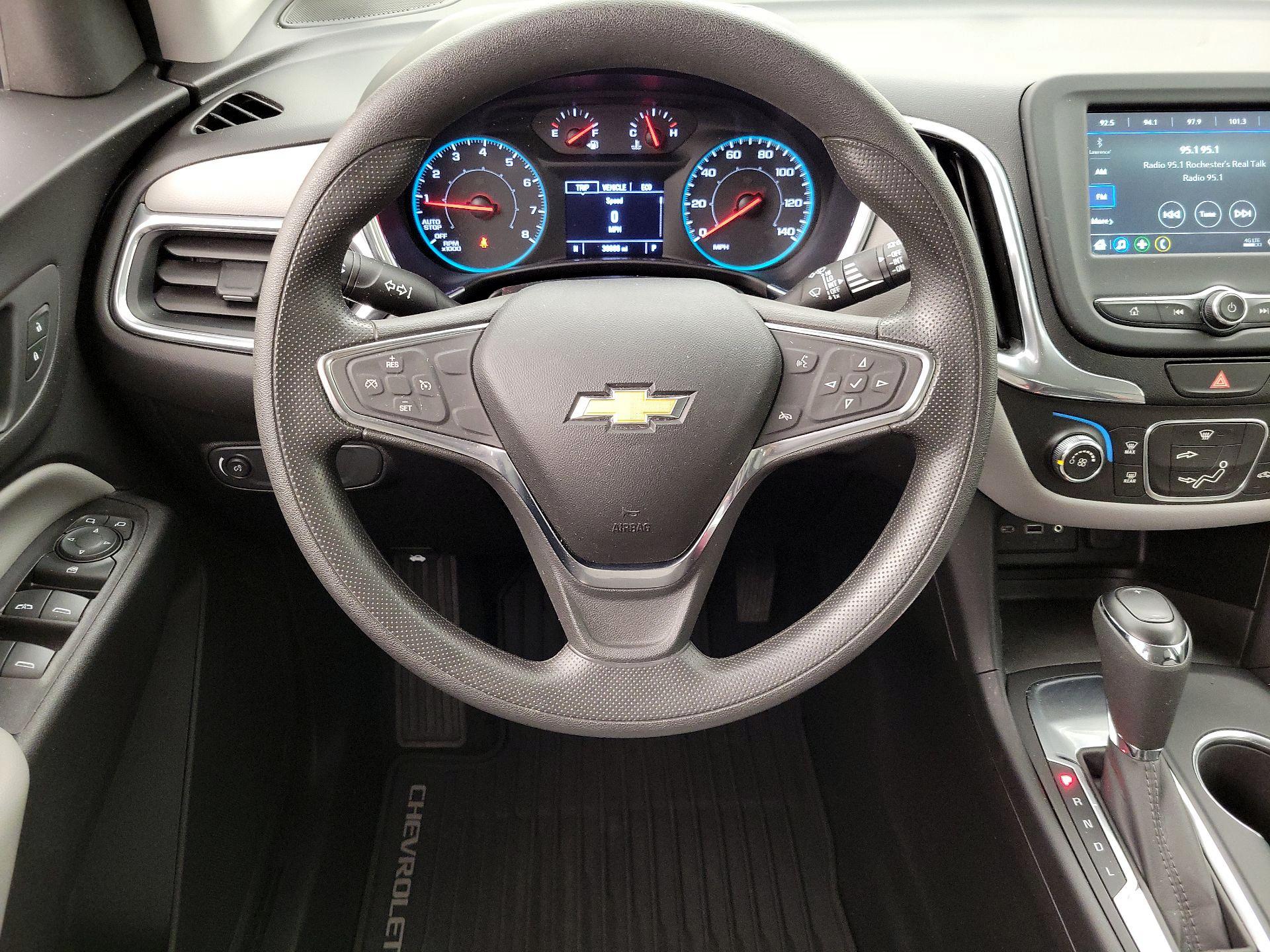 Thumbnail: 2019 Chevrolet Equinox - 10