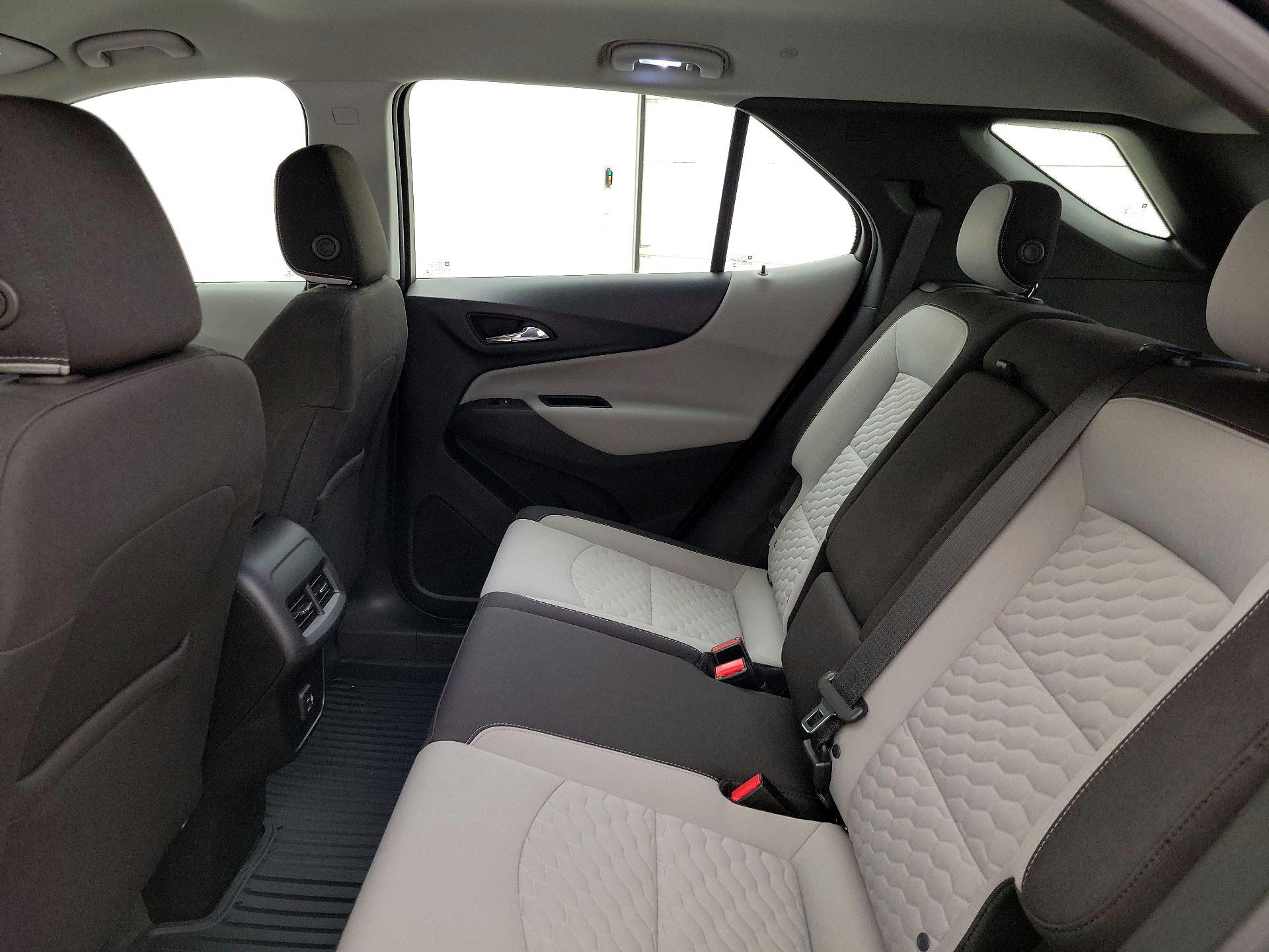 Thumbnail: 2019 Chevrolet Equinox - 19