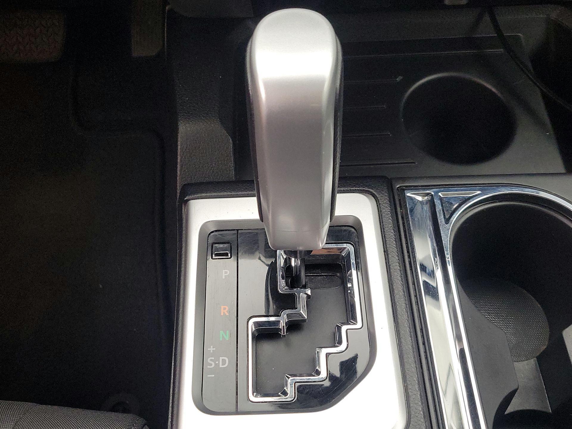Thumbnail: 2016 Toyota Tundra - 17