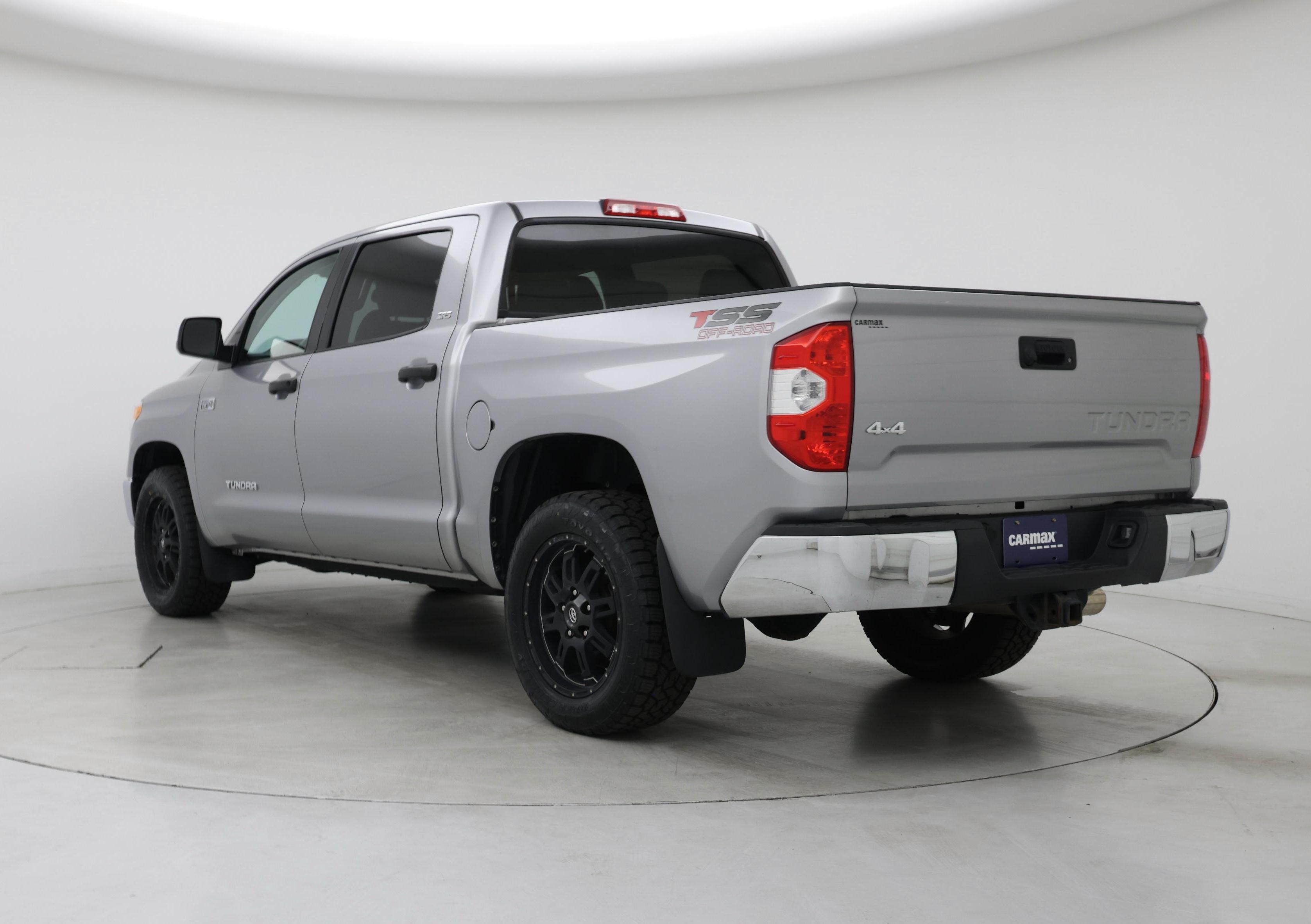 Thumbnail: 2016 Toyota Tundra - 2