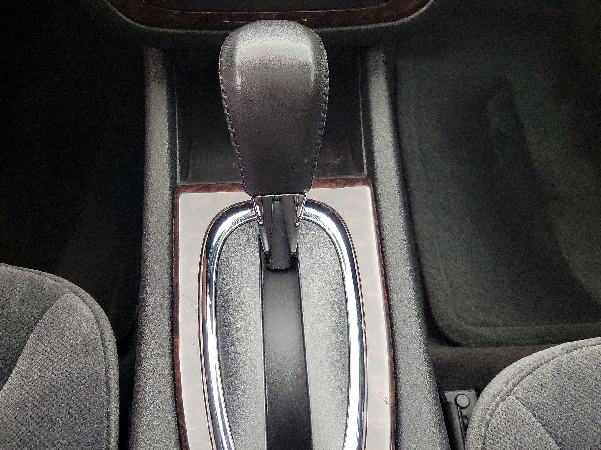 Thumbnail: 2014 Chevrolet Impala - 16