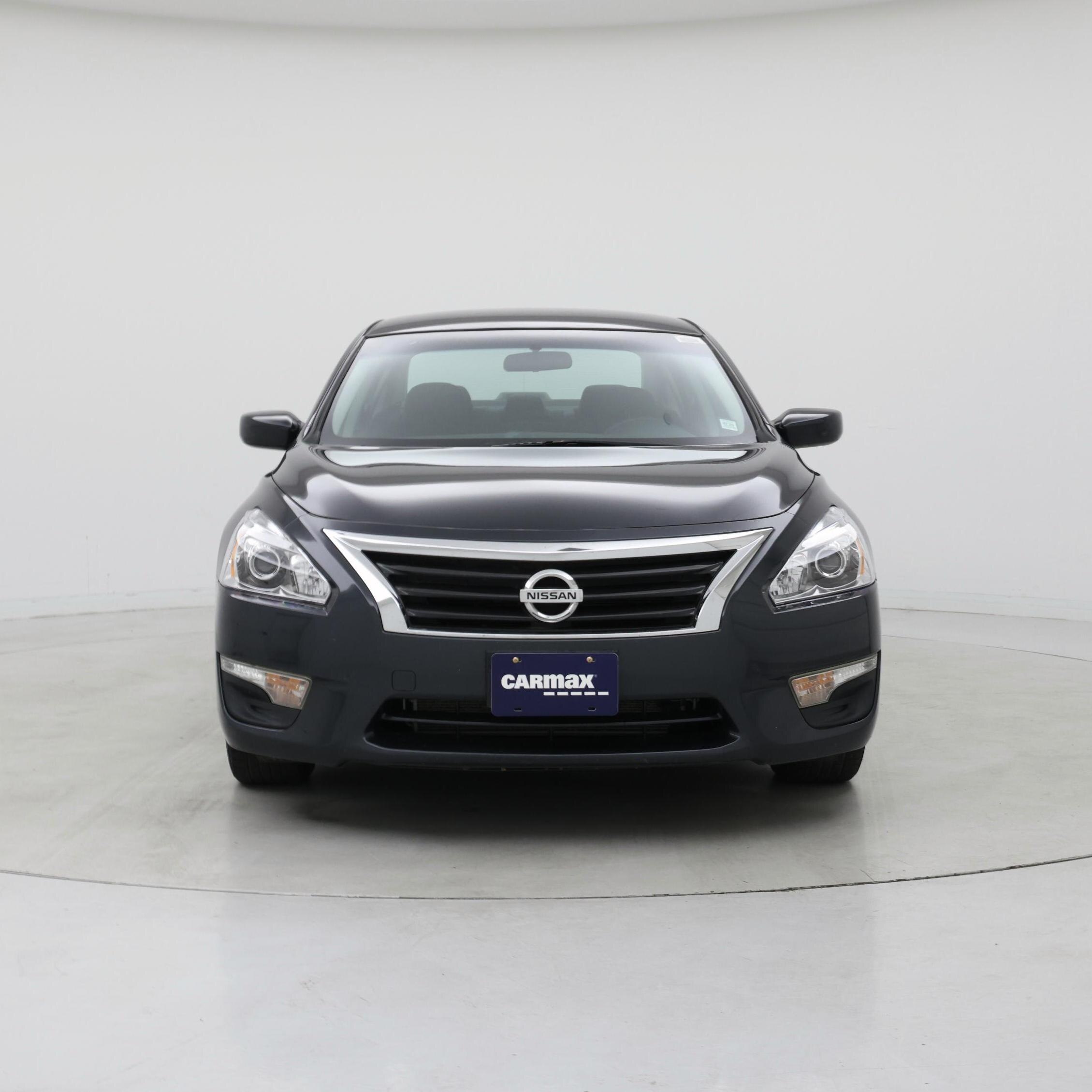Thumbnail: 2015 Nissan Altima - 5