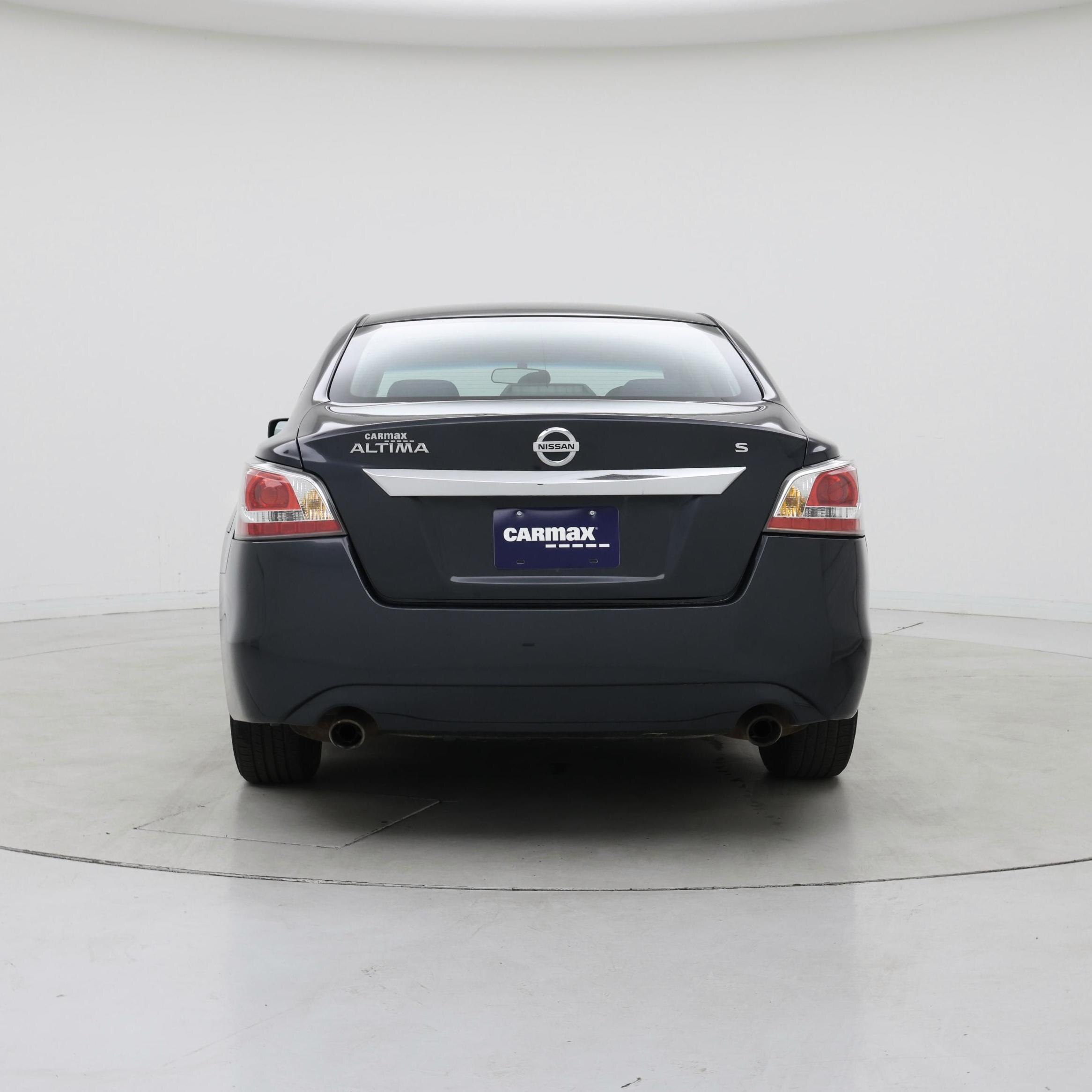 Thumbnail: 2015 Nissan Altima - 6