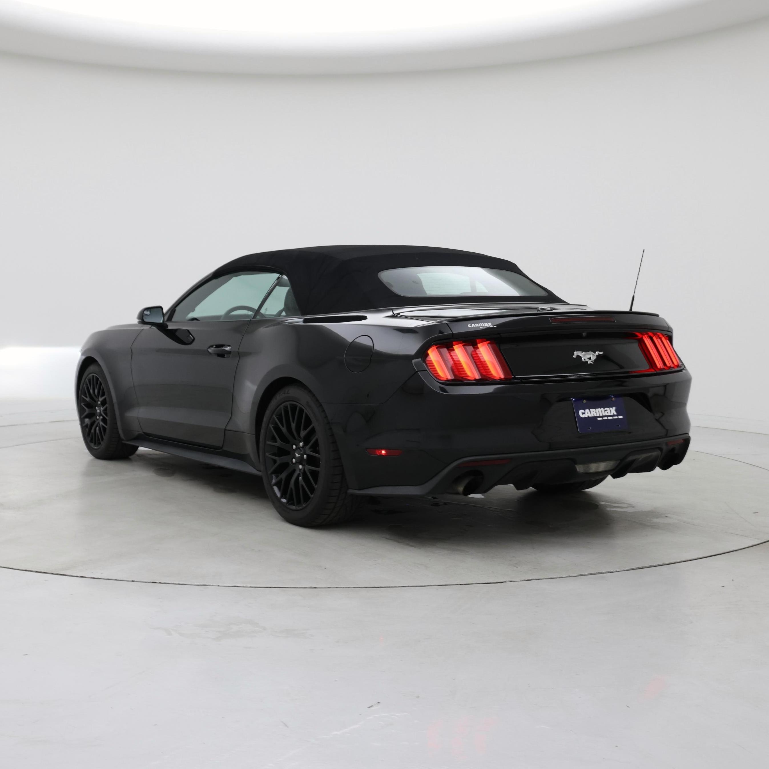 Thumbnail: 2017 Ford Mustang - 2