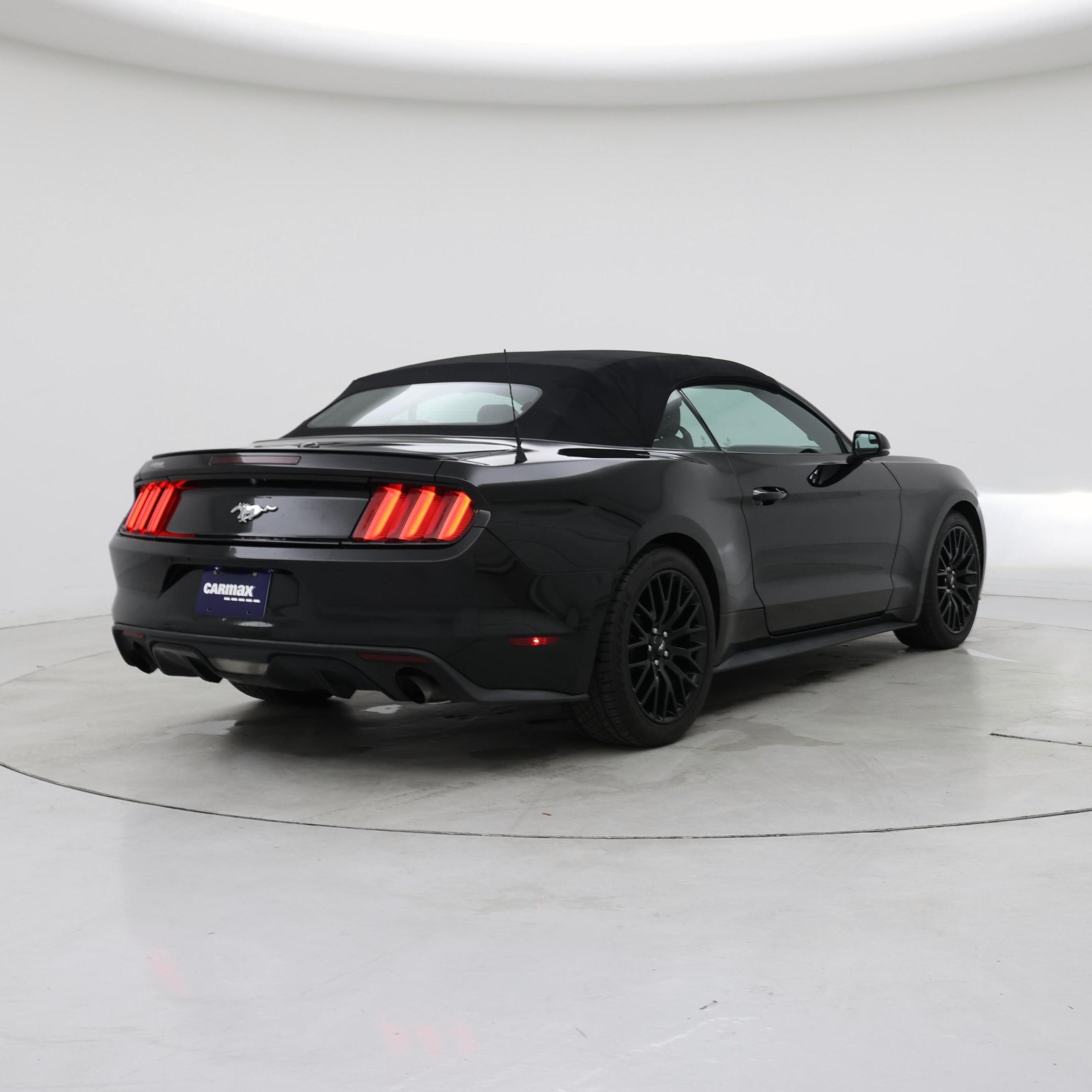 Thumbnail: 2017 Ford Mustang - 8