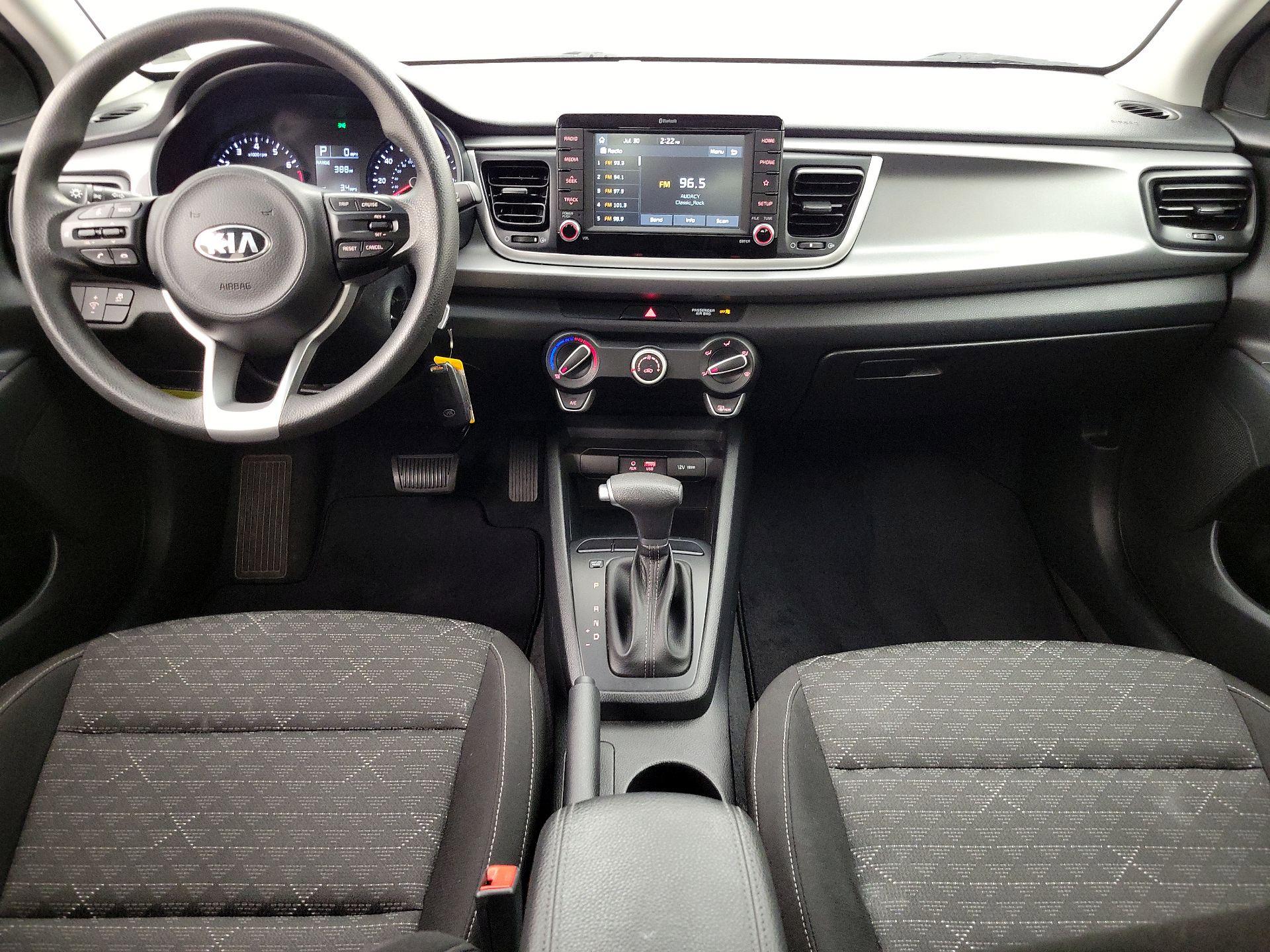 Thumbnail: 2020 Kia Rio - 9