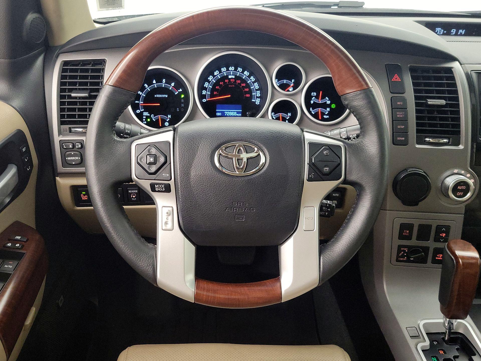 Thumbnail: 2016 Toyota Sequoia - 10
