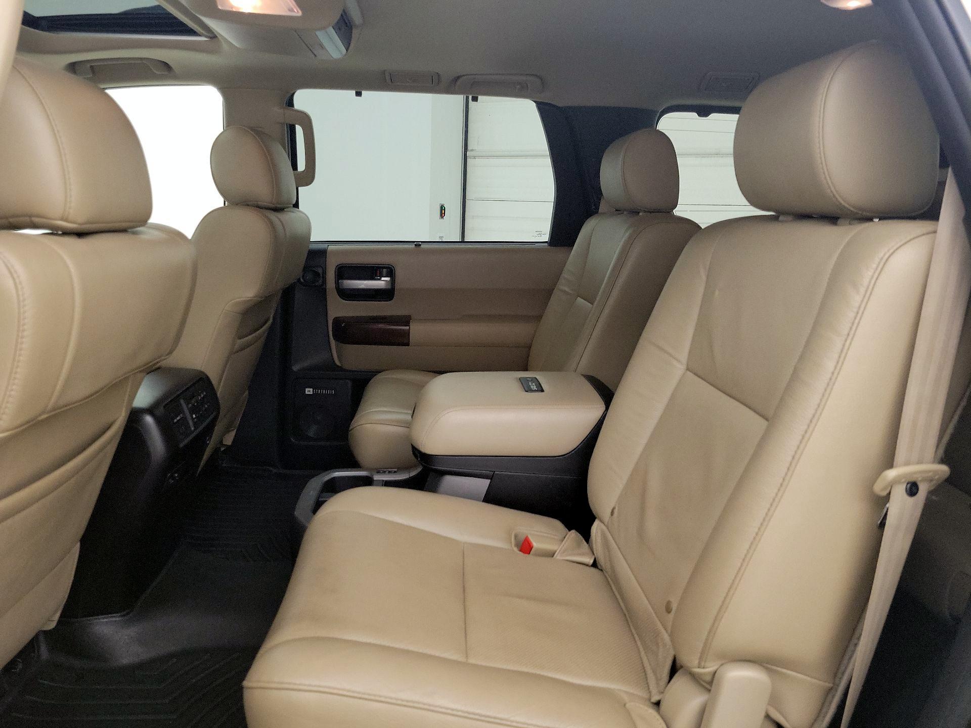 Thumbnail: 2016 Toyota Sequoia - 20