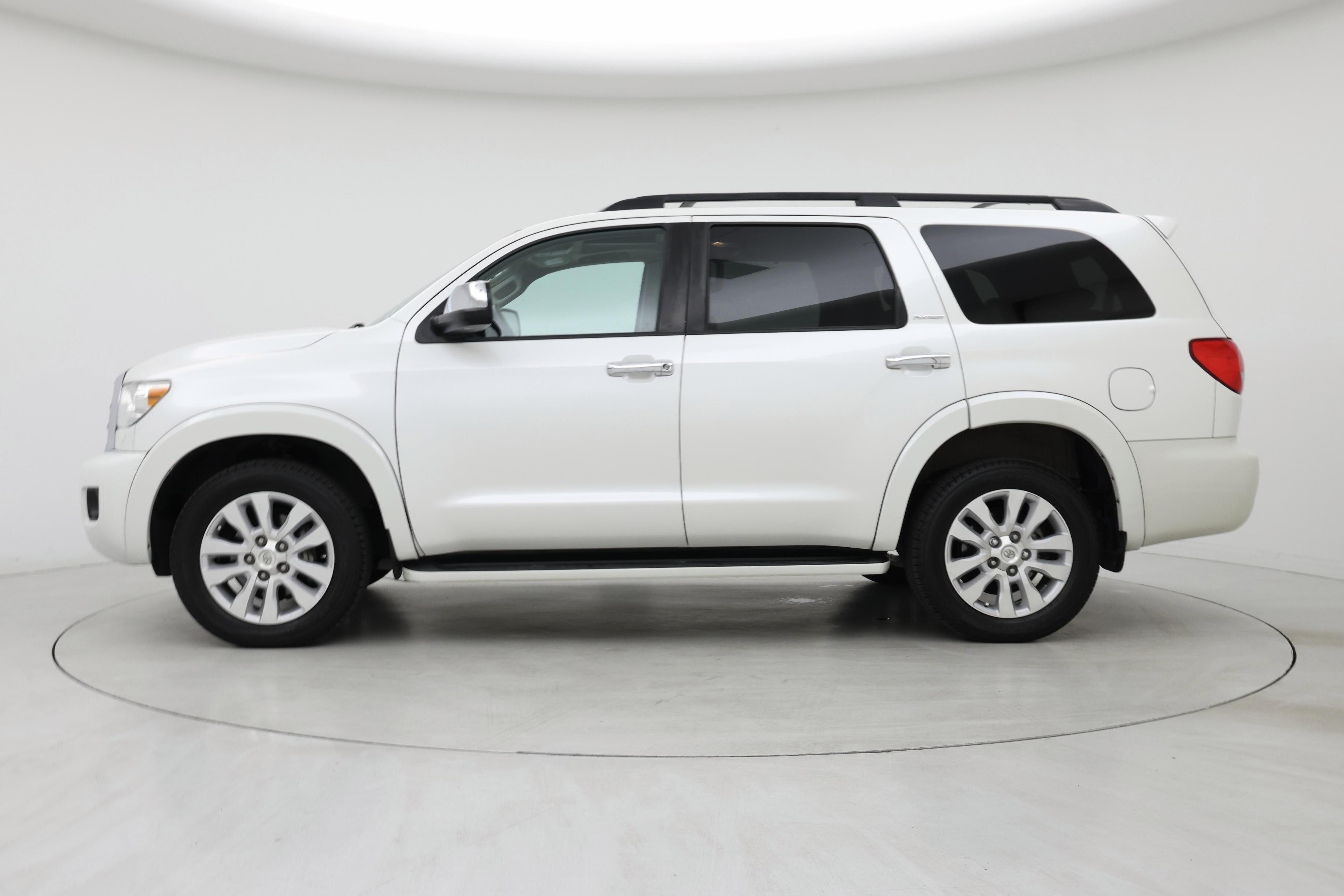 Thumbnail: 2016 Toyota Sequoia - 3