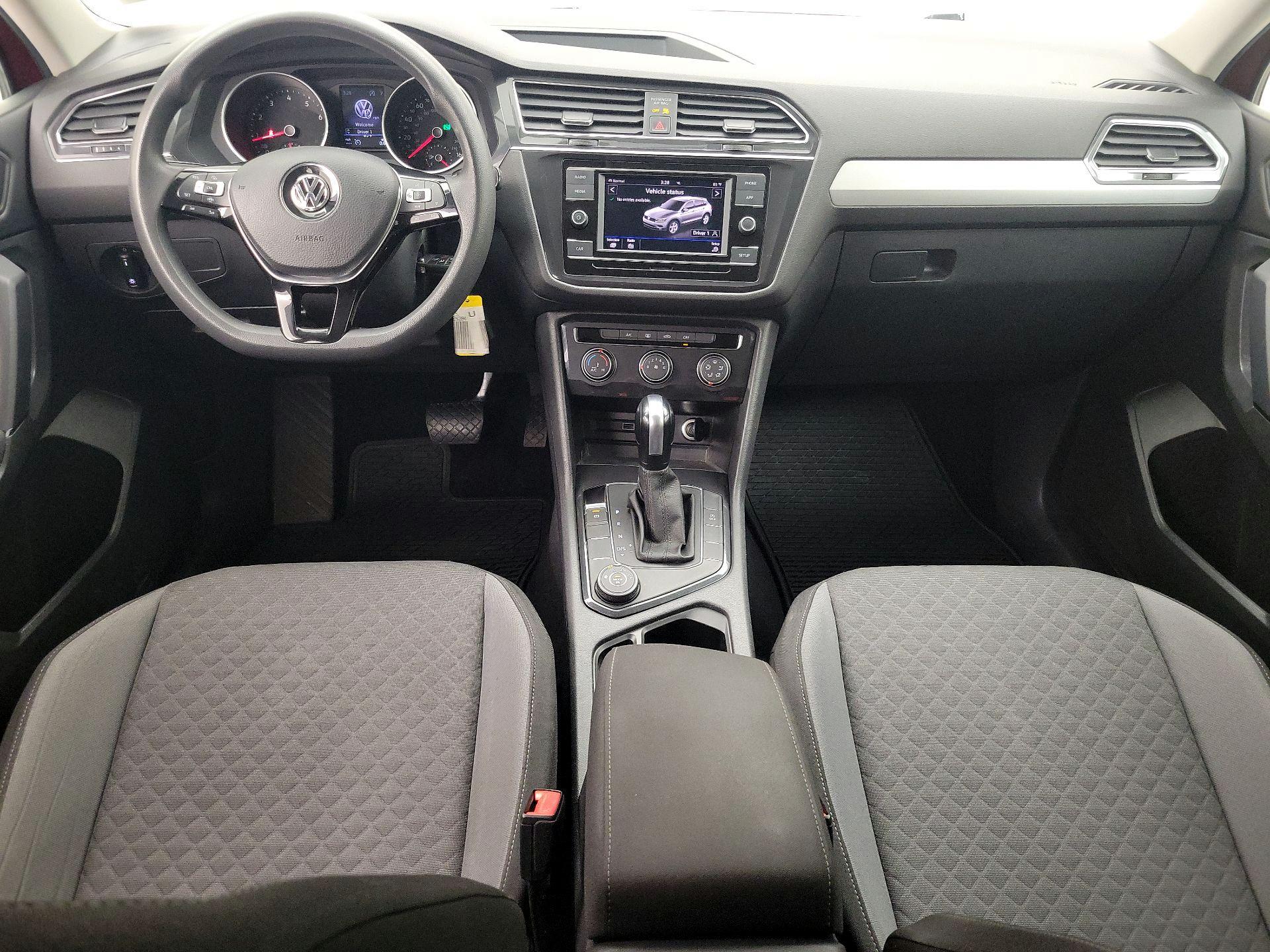 Thumbnail: 2019 Volkswagen Tiguan - 9