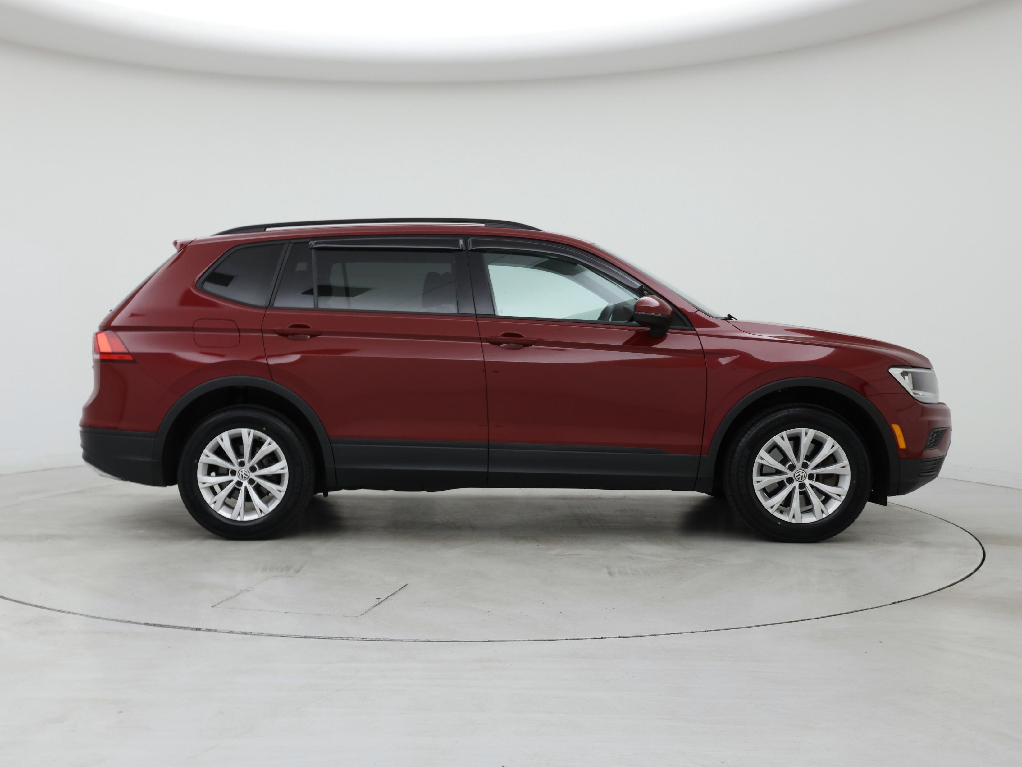 Thumbnail: 2019 Volkswagen Tiguan - 7