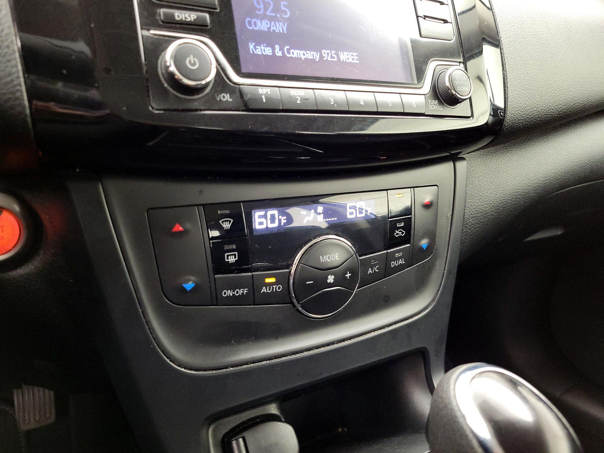 Thumbnail: 2018 Nissan Sentra - 16