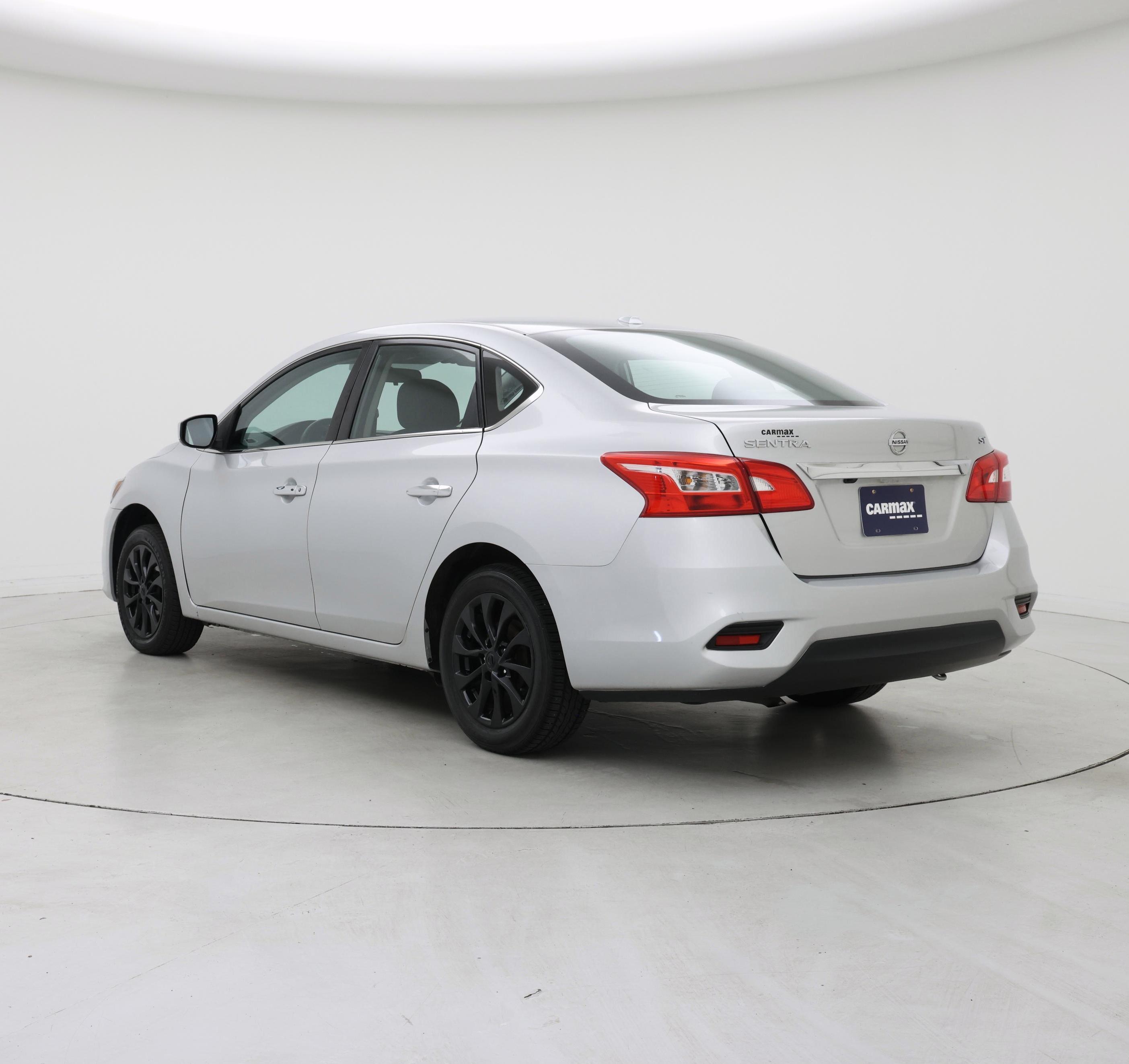 Thumbnail: 2018 Nissan Sentra - 2