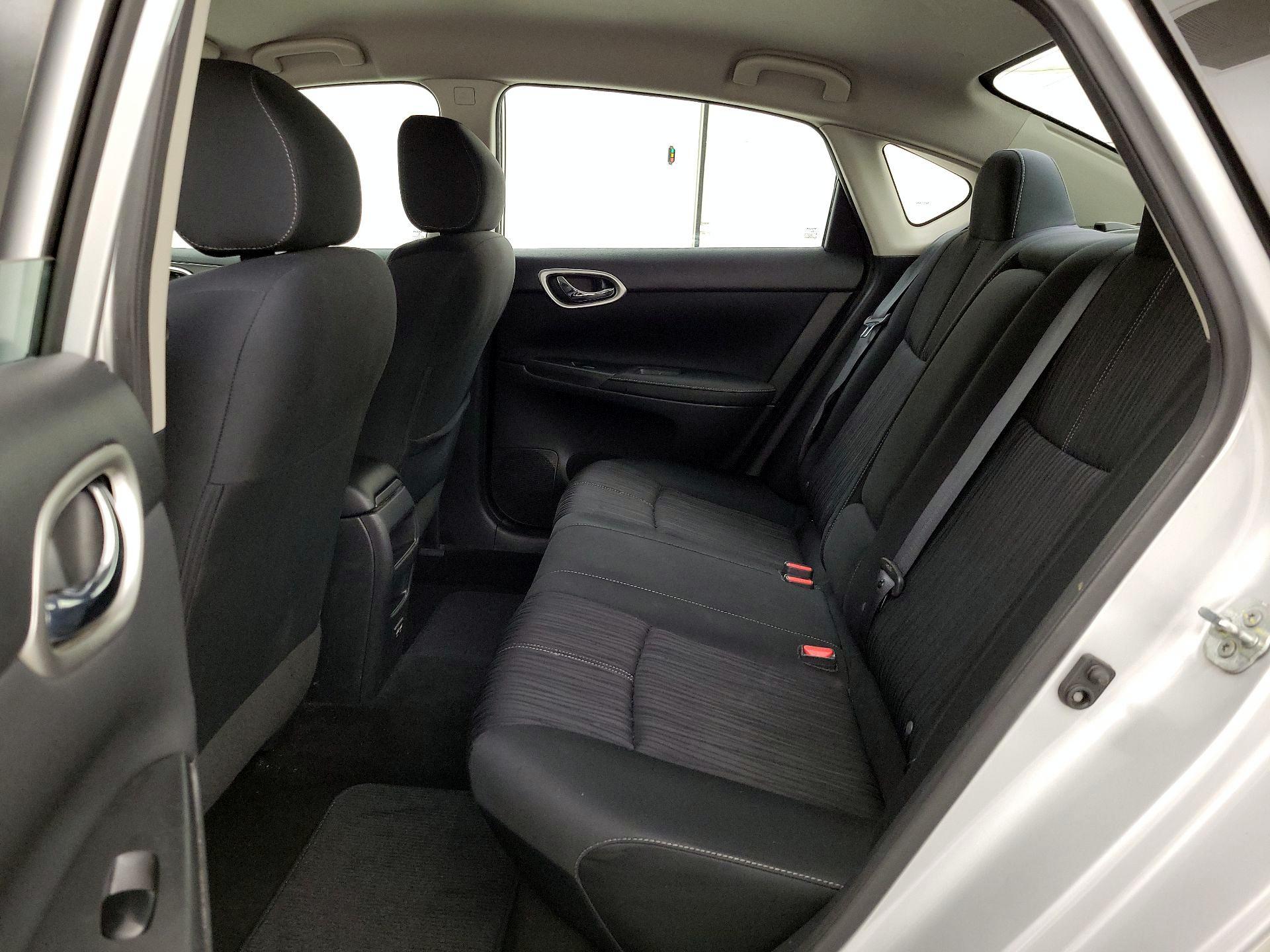 Thumbnail: 2018 Nissan Sentra - 19