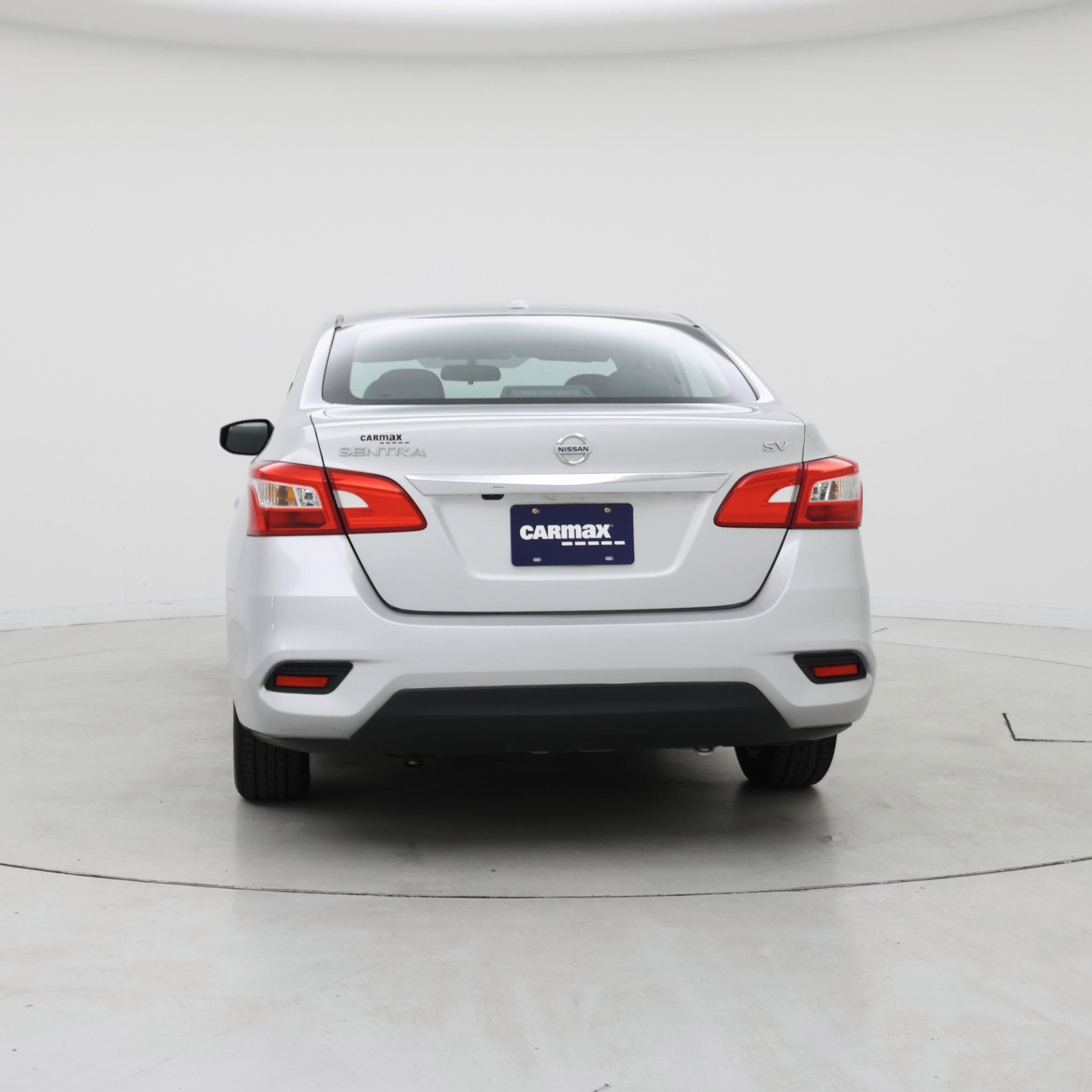 Thumbnail: 2018 Nissan Sentra - 6
