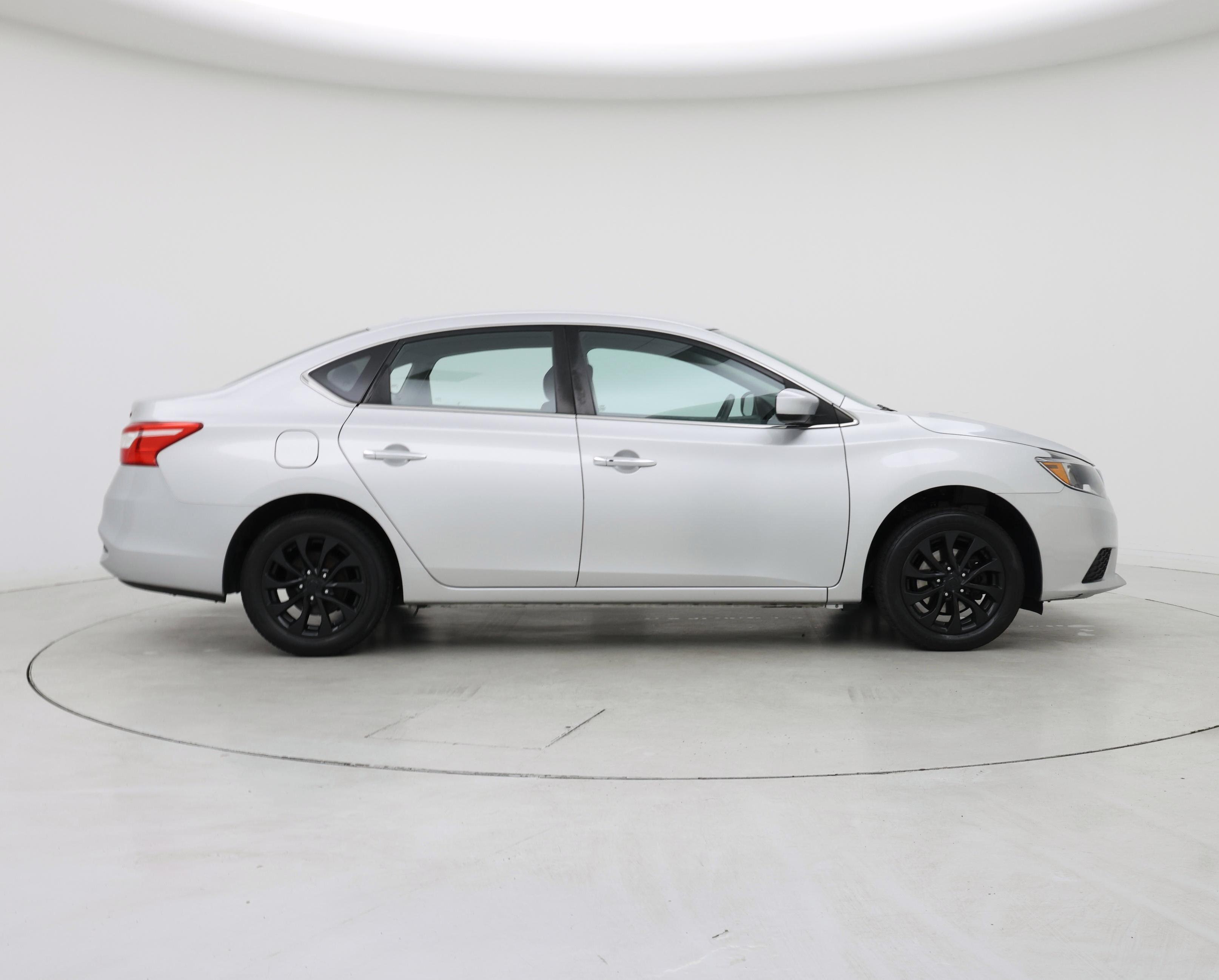 Thumbnail: 2018 Nissan Sentra - 7