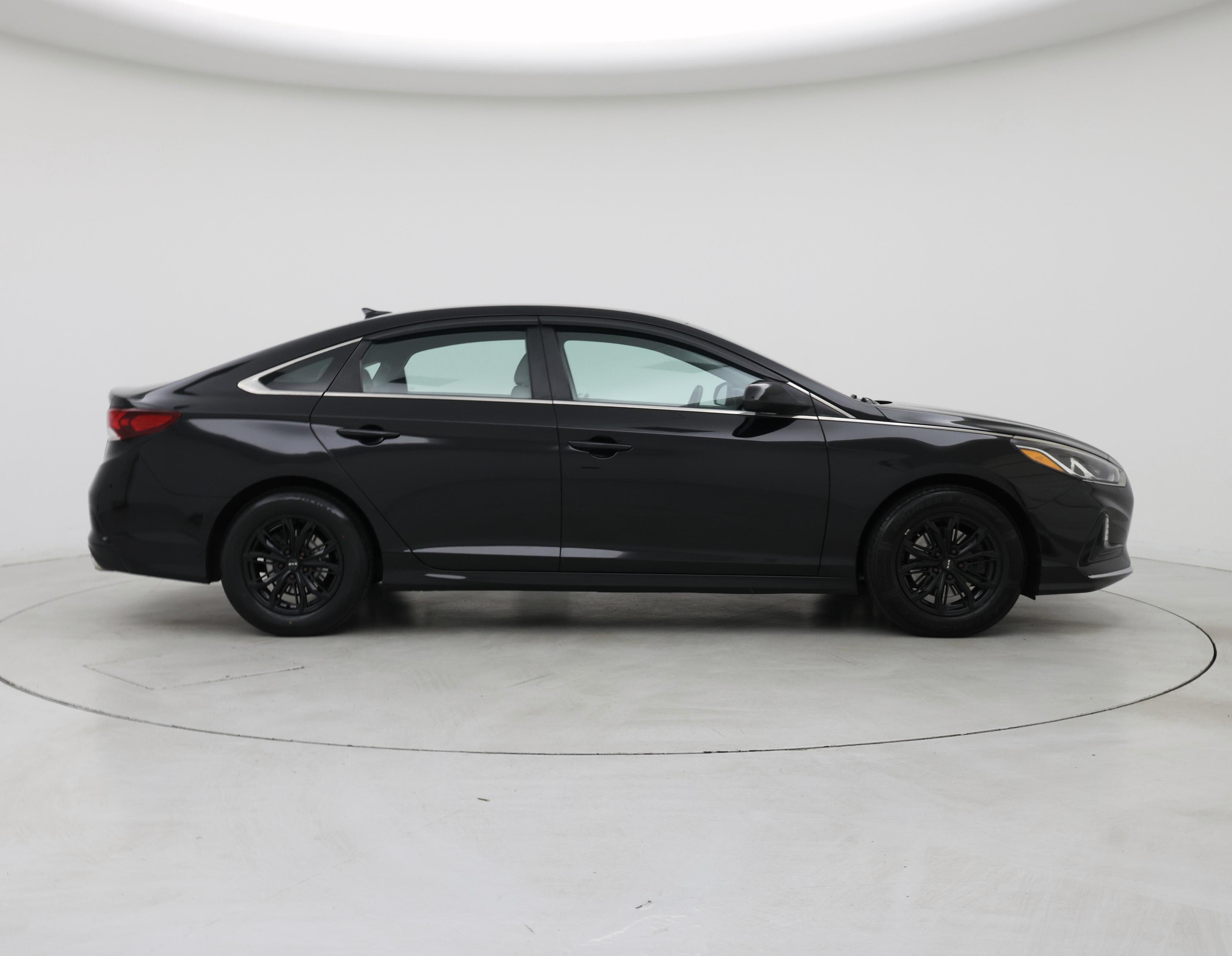Thumbnail: 2018 Hyundai Sonata - 7