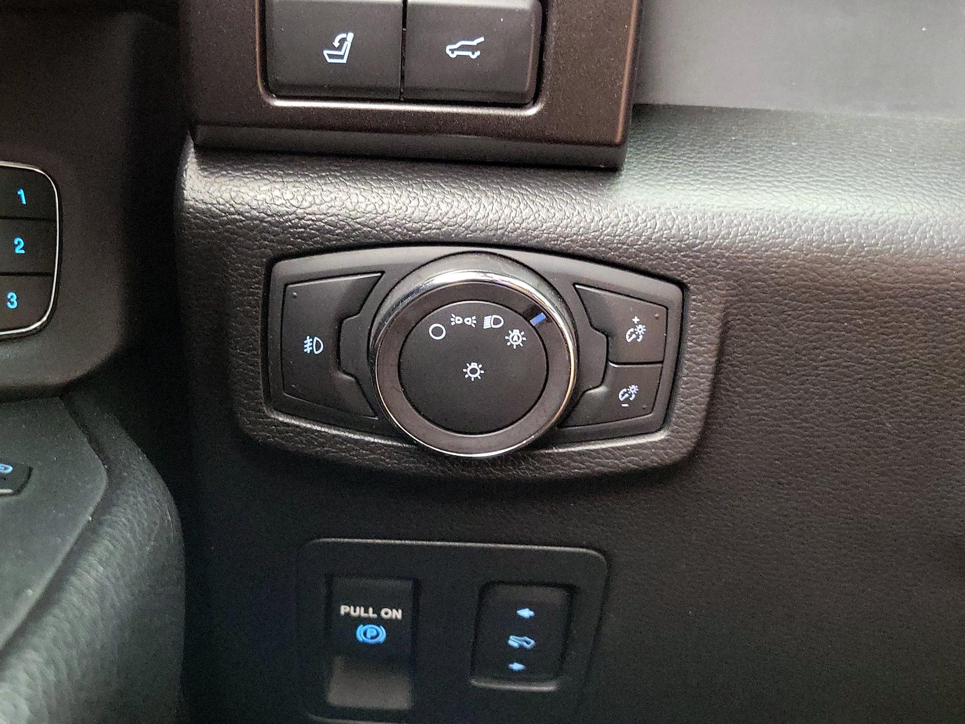 Thumbnail: 2019 Ford Expedition - 13