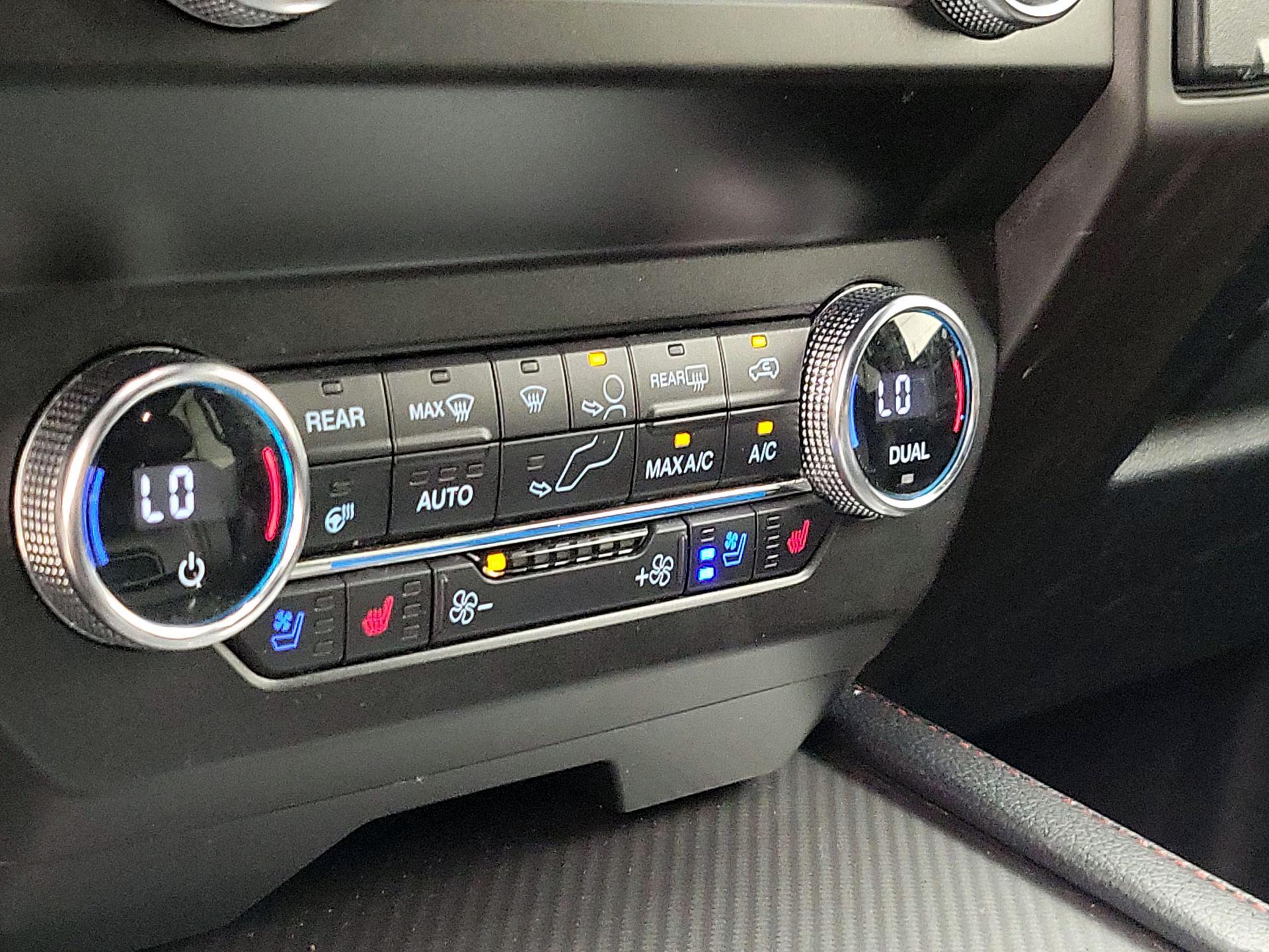 Thumbnail: 2019 Ford Expedition - 17