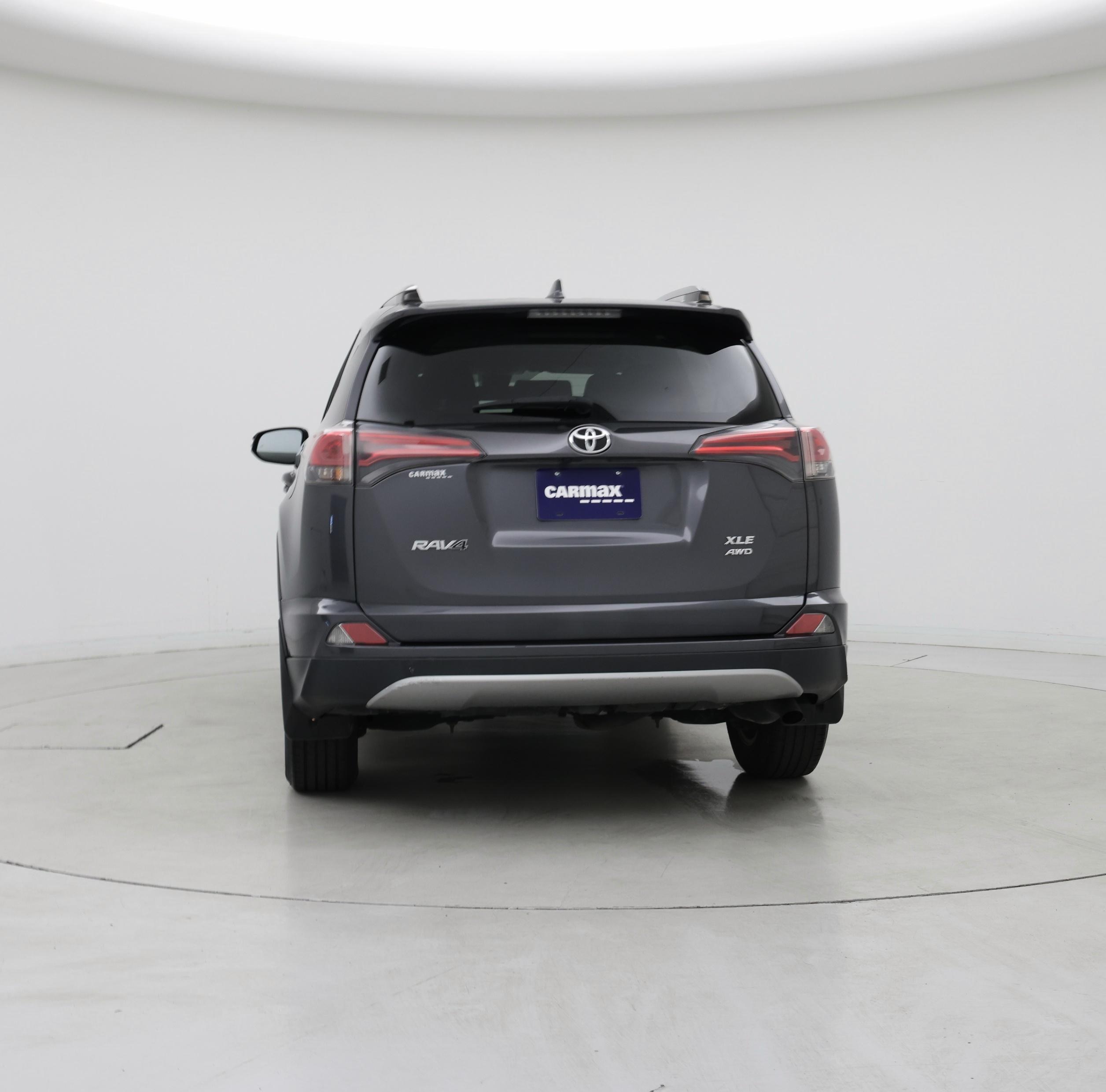 Thumbnail: 2018 Toyota RAV4 - 6