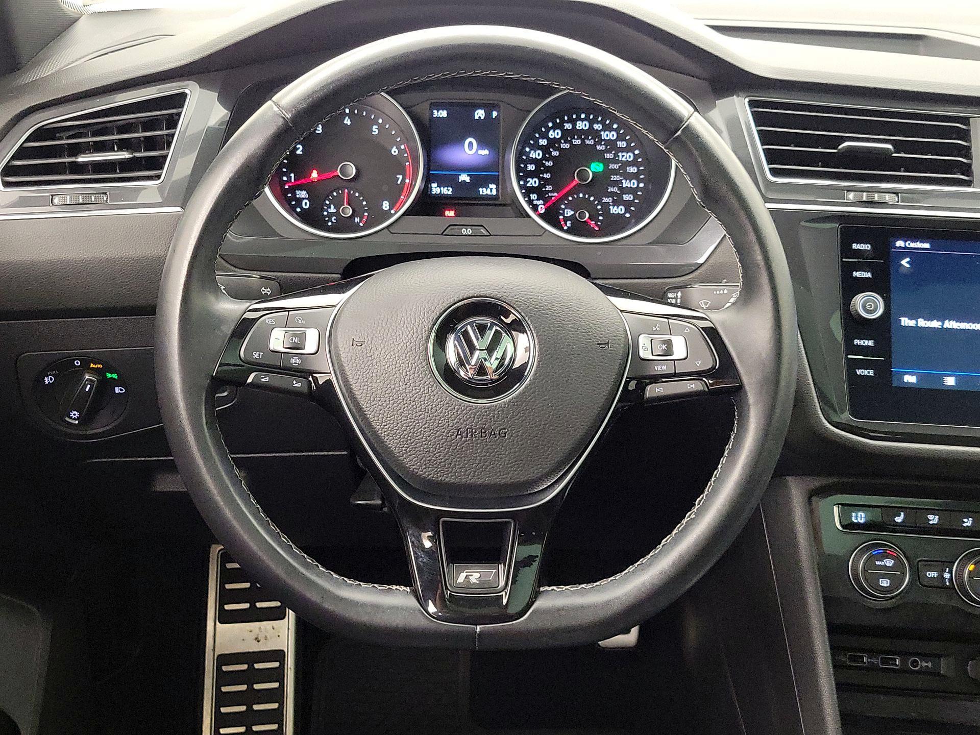 Thumbnail: 2020 Volkswagen Tiguan - 10