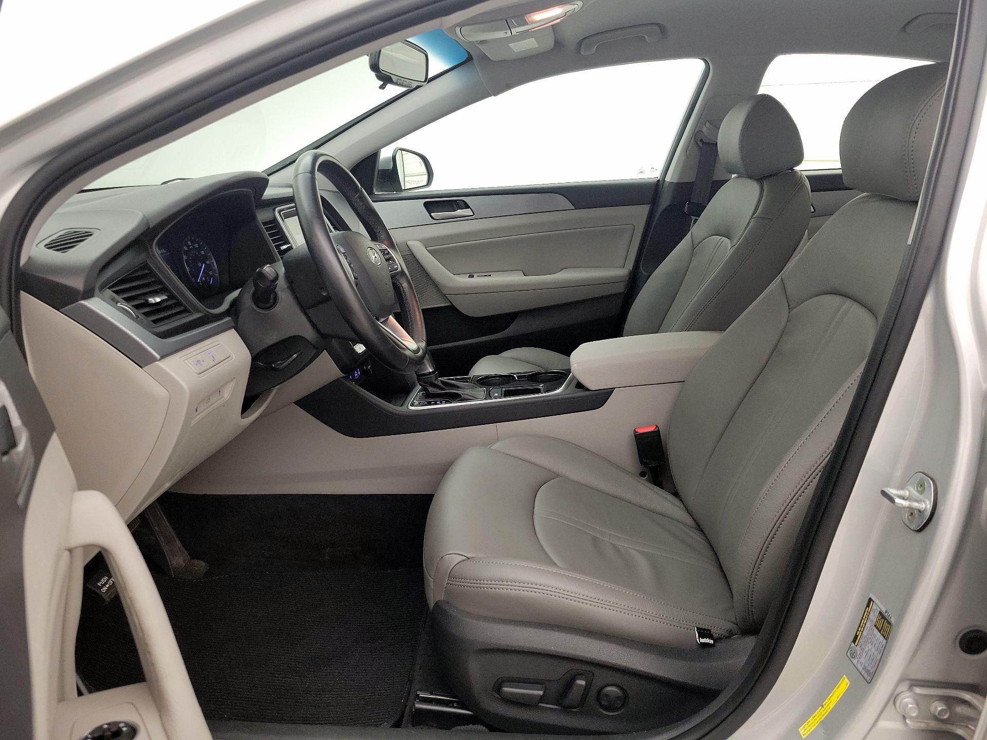 Thumbnail: 2019 Hyundai Sonata - 11