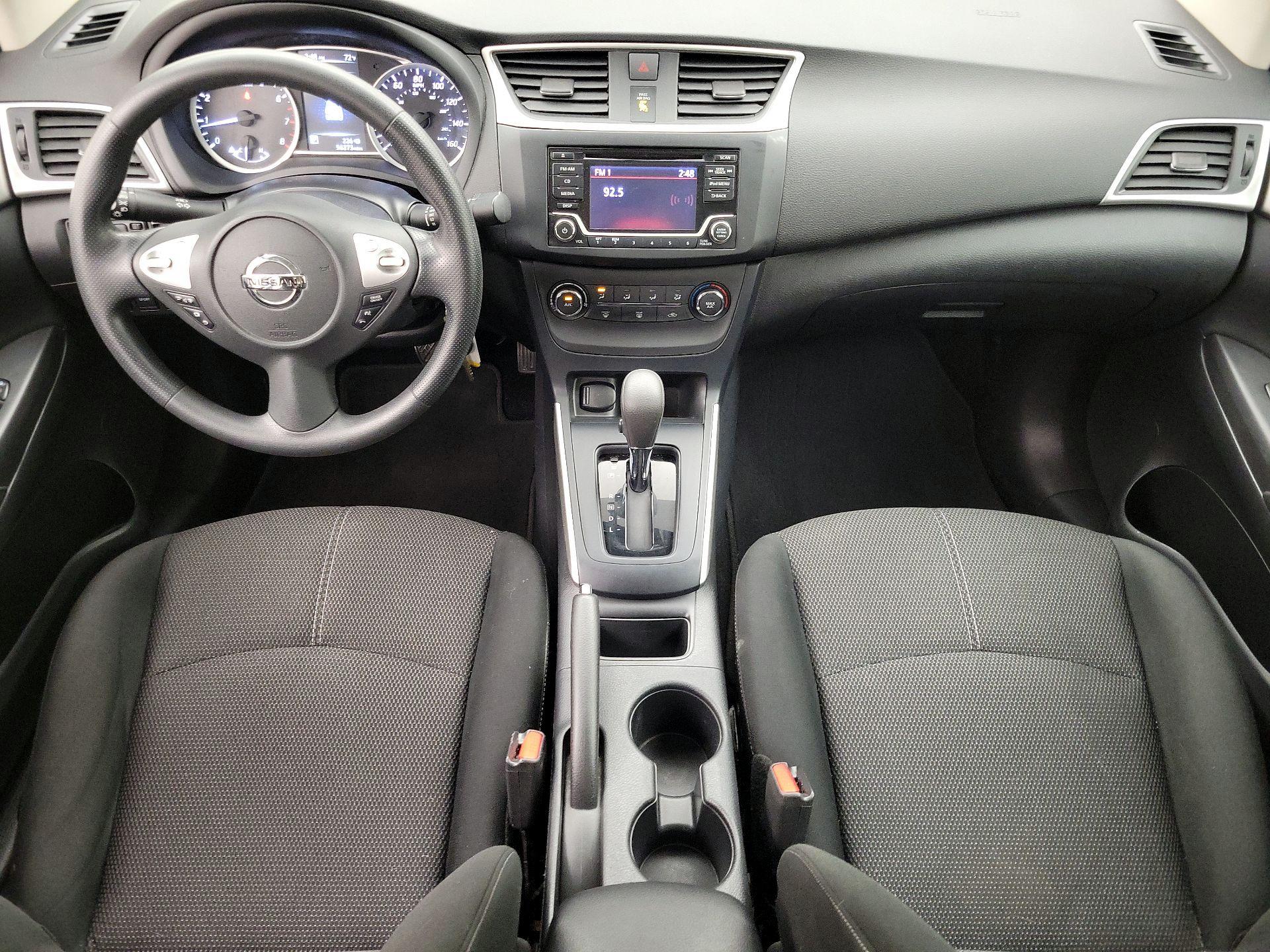 Thumbnail: 2018 Nissan Sentra - 9