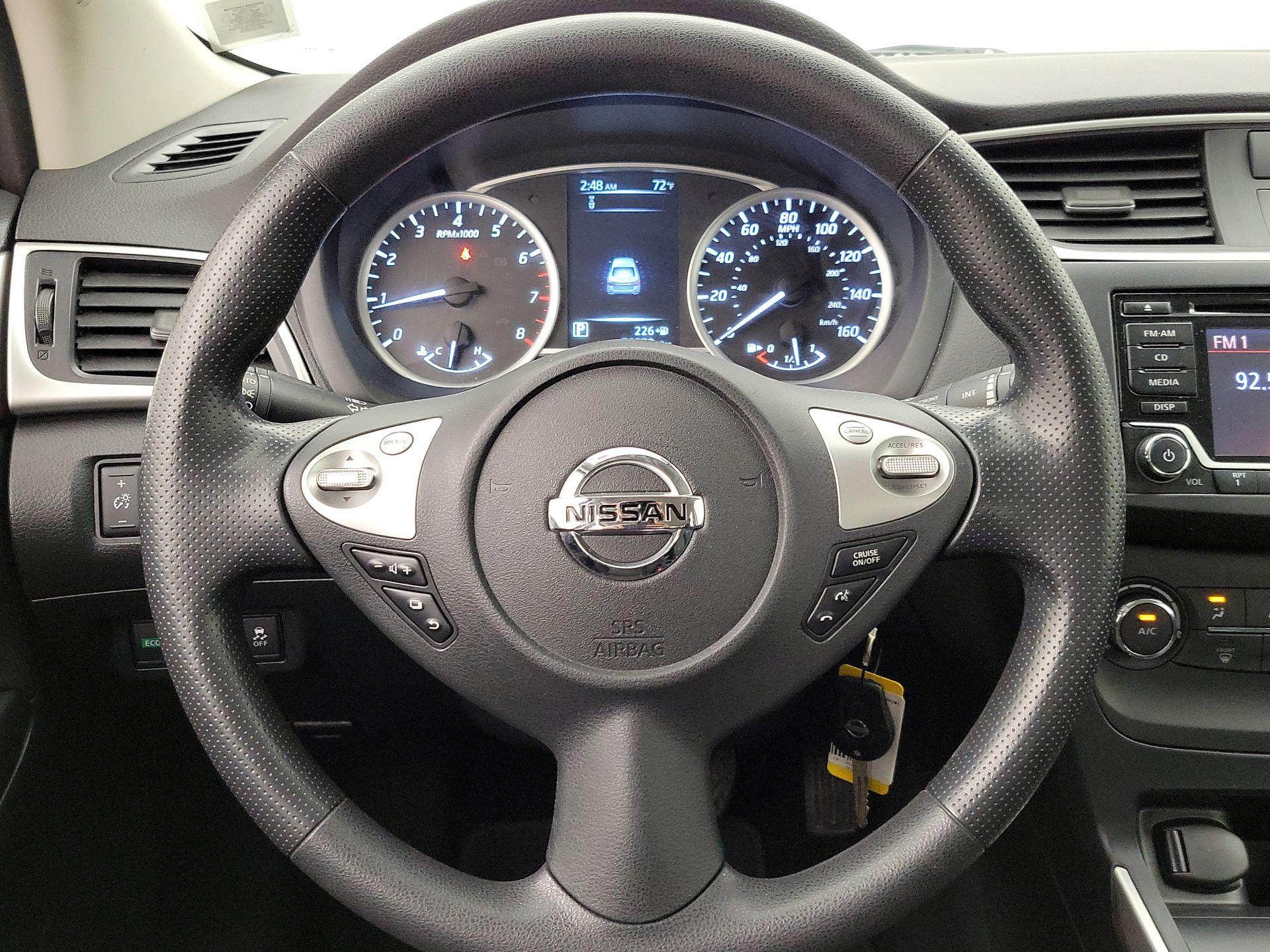Thumbnail: 2018 Nissan Sentra - 10