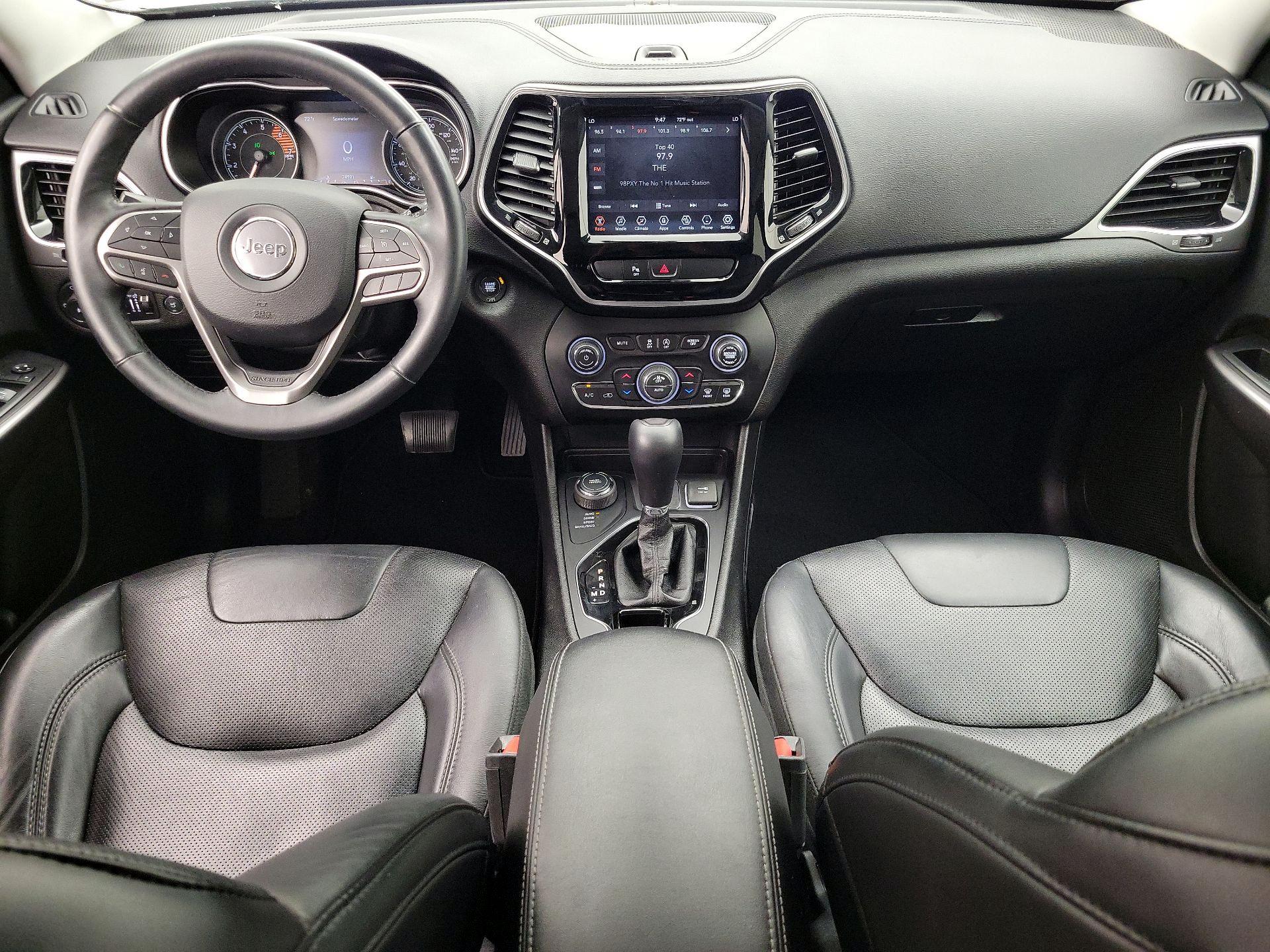 Thumbnail: 2019 Jeep Cherokee - 9