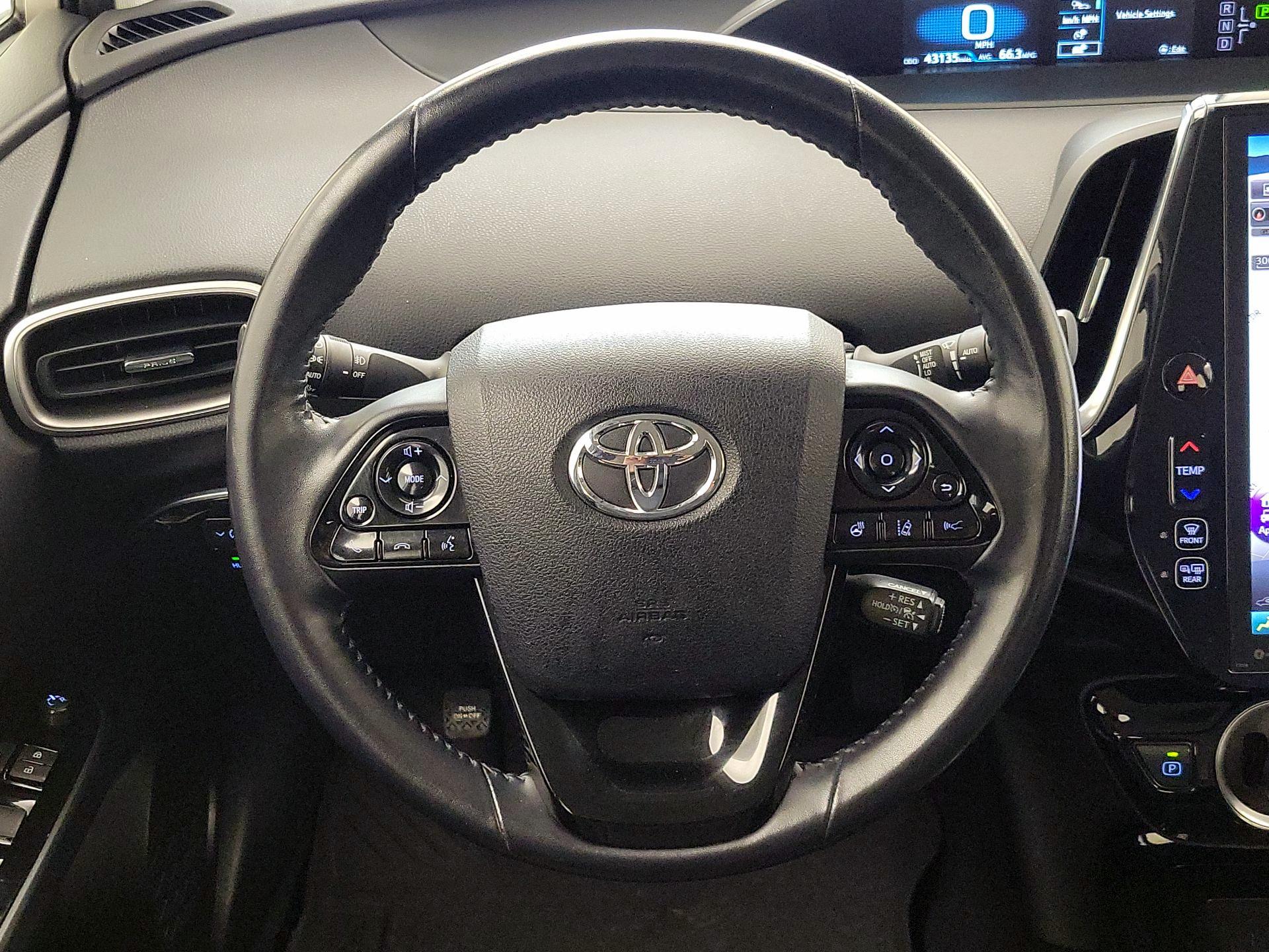 Thumbnail: 2021 Toyota Prius Prime - 10