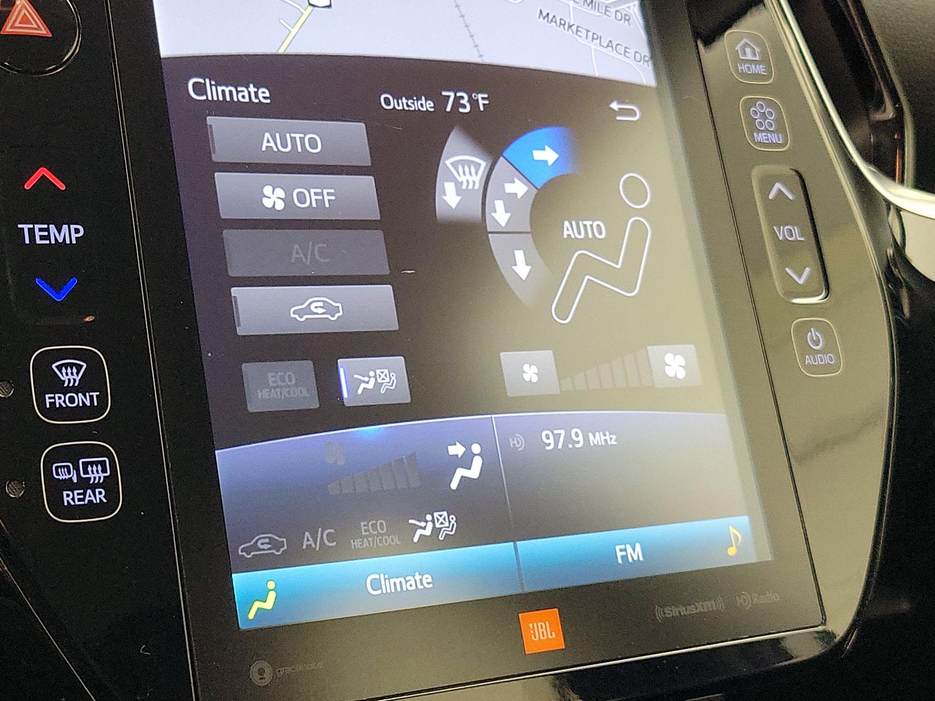 Thumbnail: 2021 Toyota Prius Prime - 17
