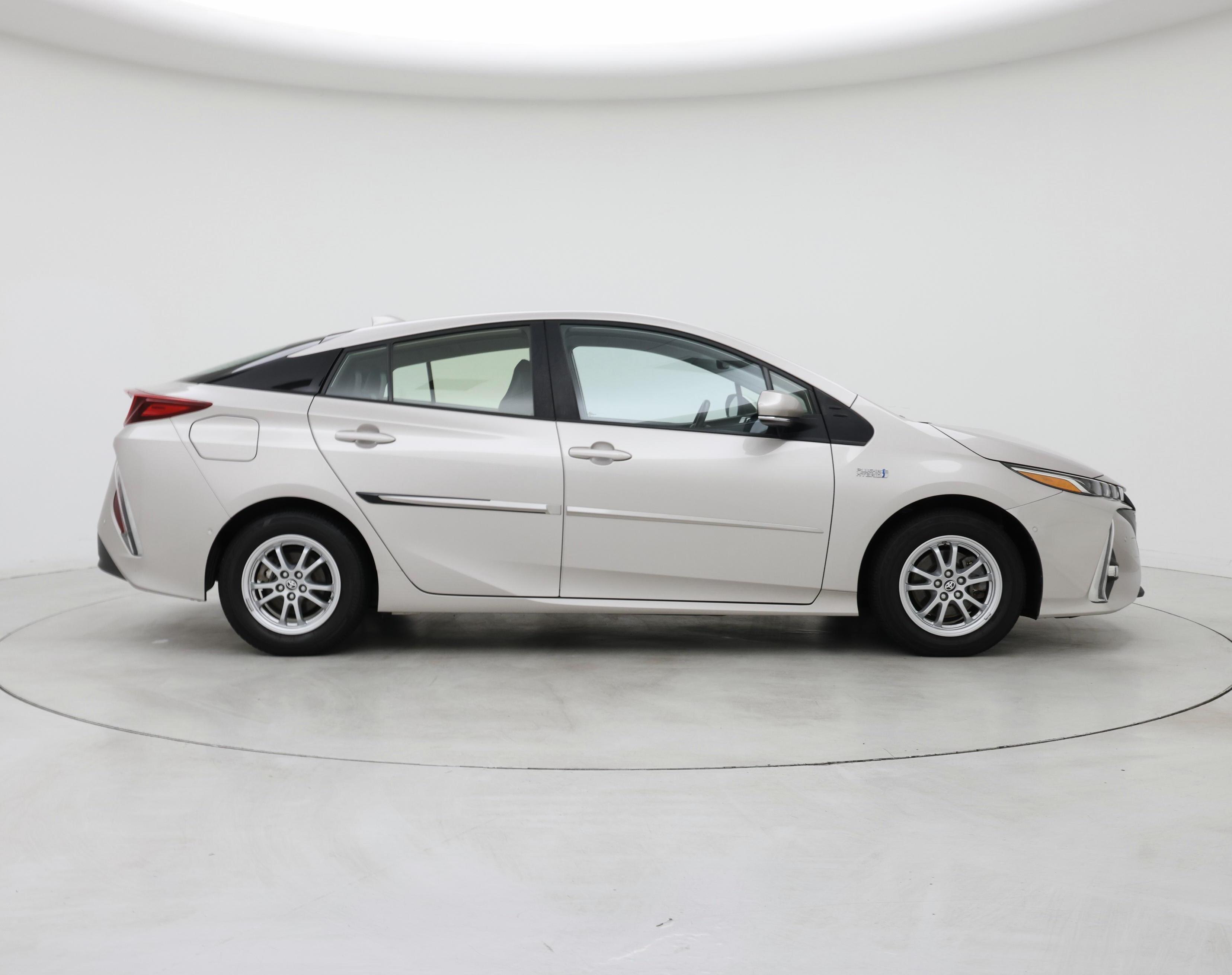 Thumbnail: 2021 Toyota Prius Prime - 7