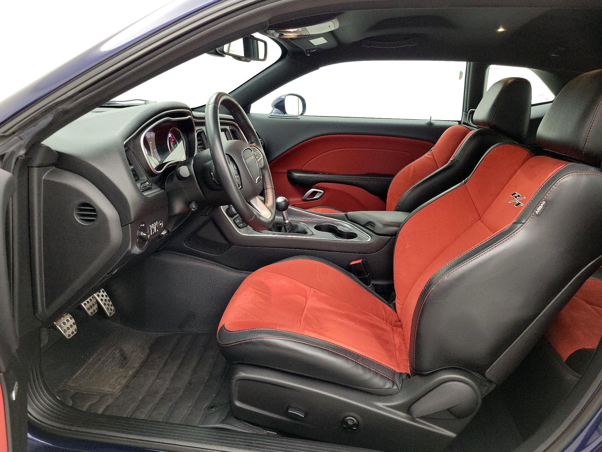 Thumbnail: 2015 Dodge Challenger - 11