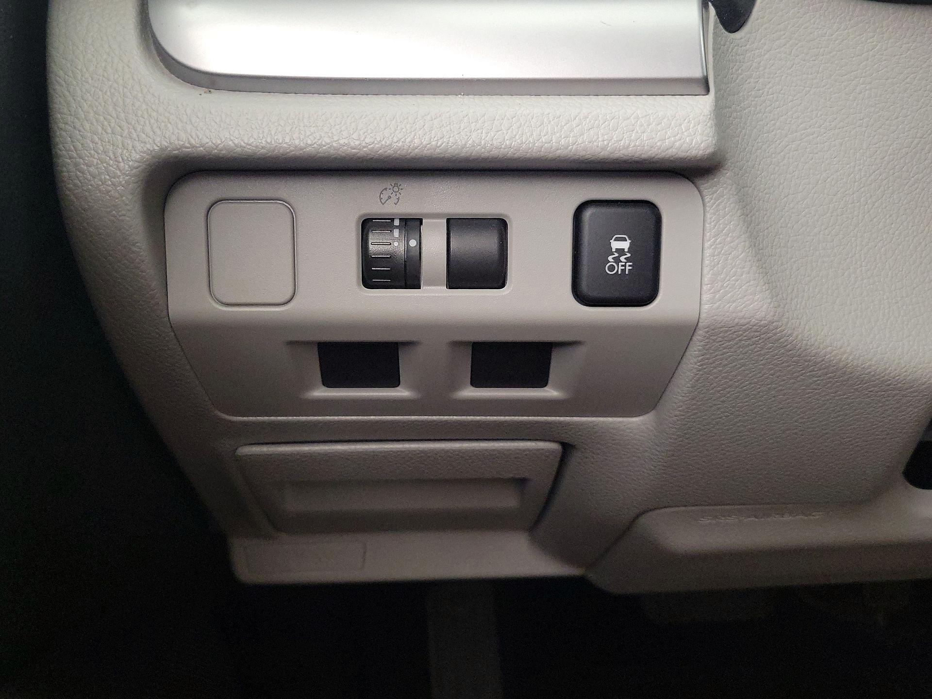 Thumbnail: 2015 Subaru Forester - 13