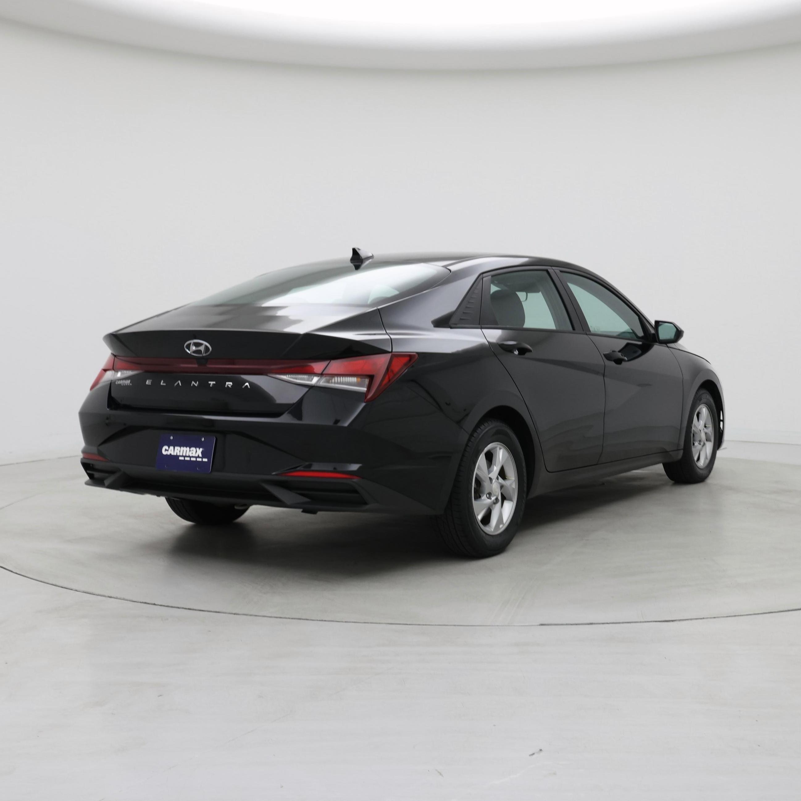 Thumbnail: 2021 Hyundai Elantra - 8